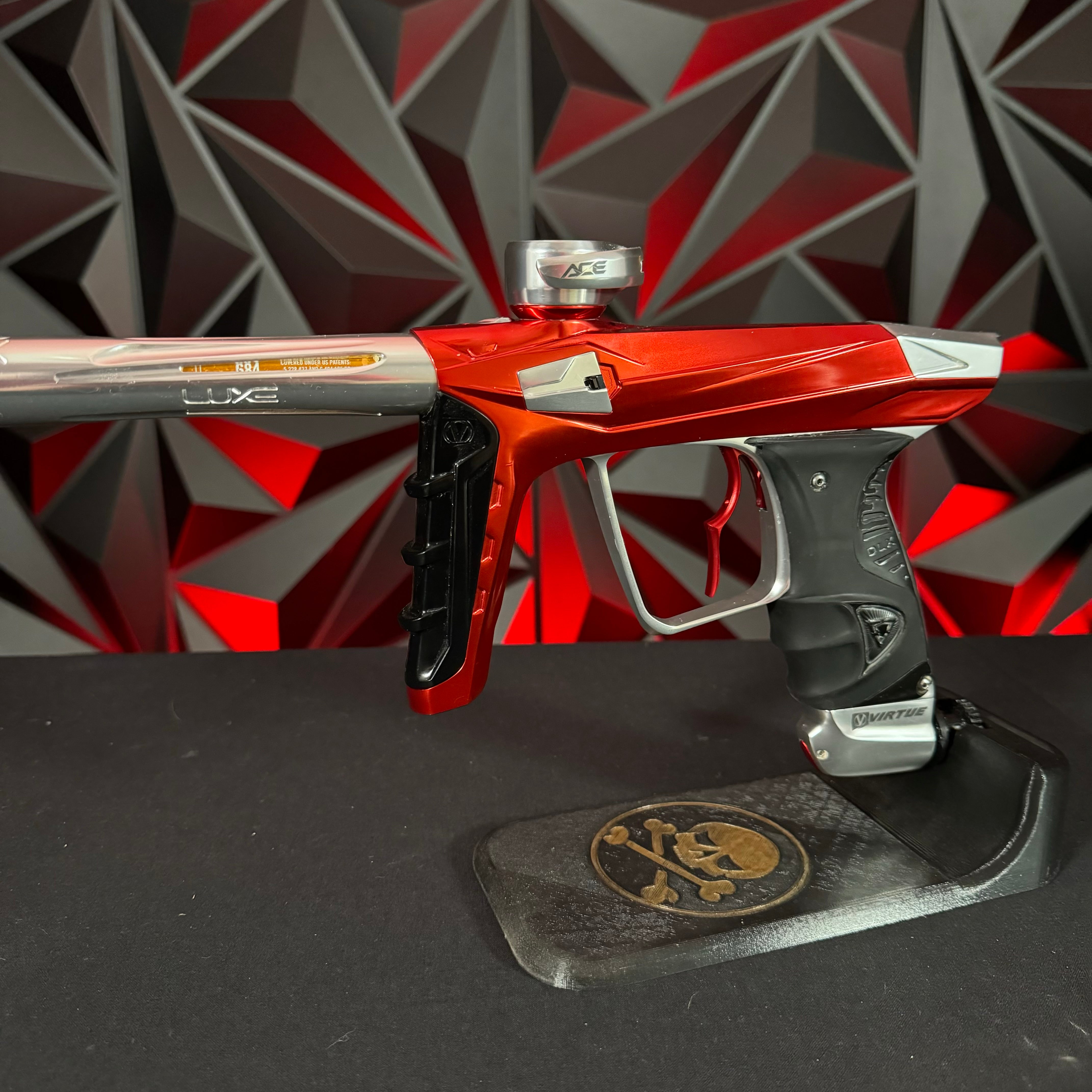 Used DLX Luxe X / Virtue Ace Paintball Gun - Gloss Red / Gloss Silver