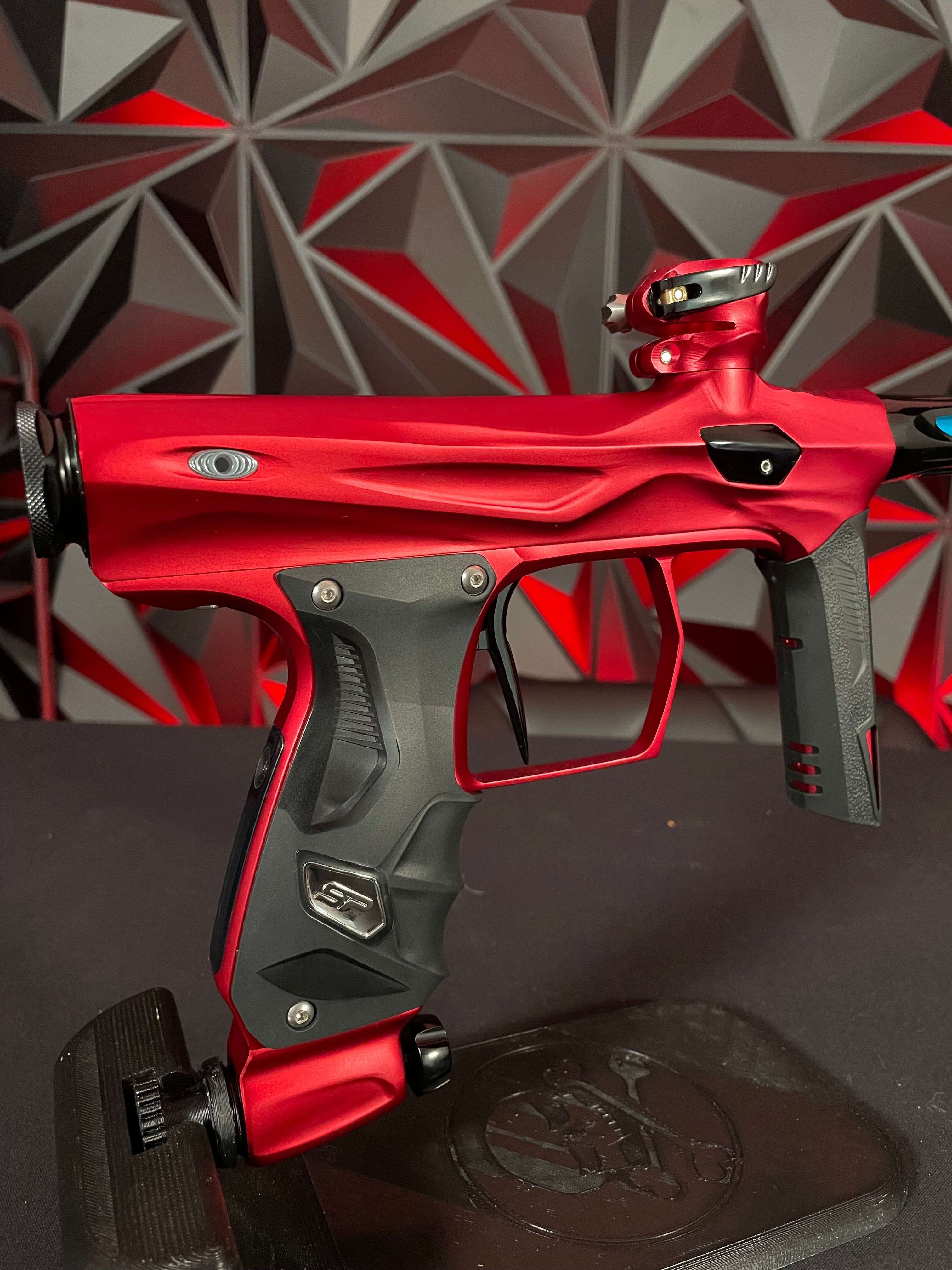 Used Shocker Amp Paintball Gun - Red