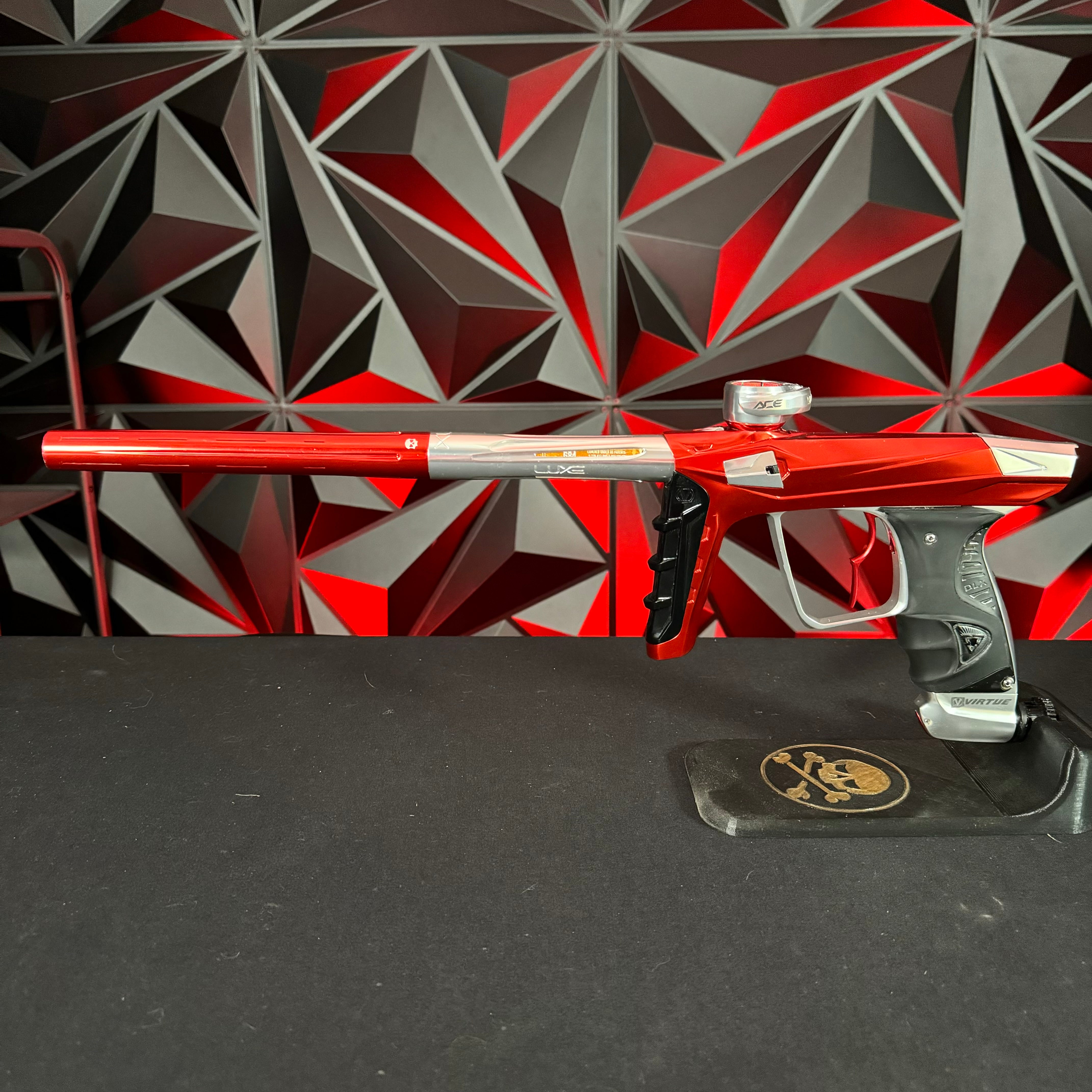 Used DLX Luxe X / Virtue Ace Paintball Gun - Gloss Red / Gloss Silver