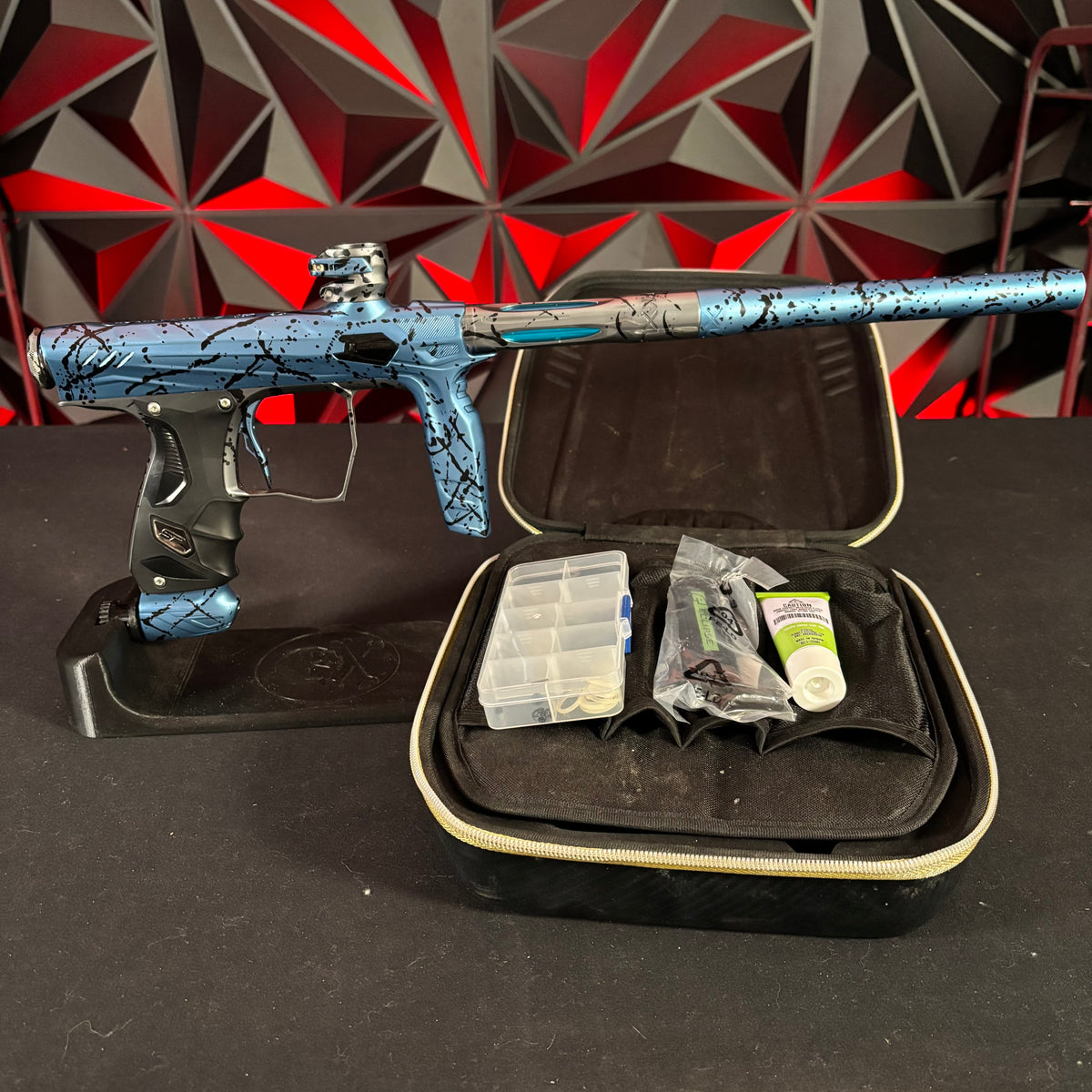 Used HK Army/Shocker Amp Paintball Gun - Blue/Black Splash