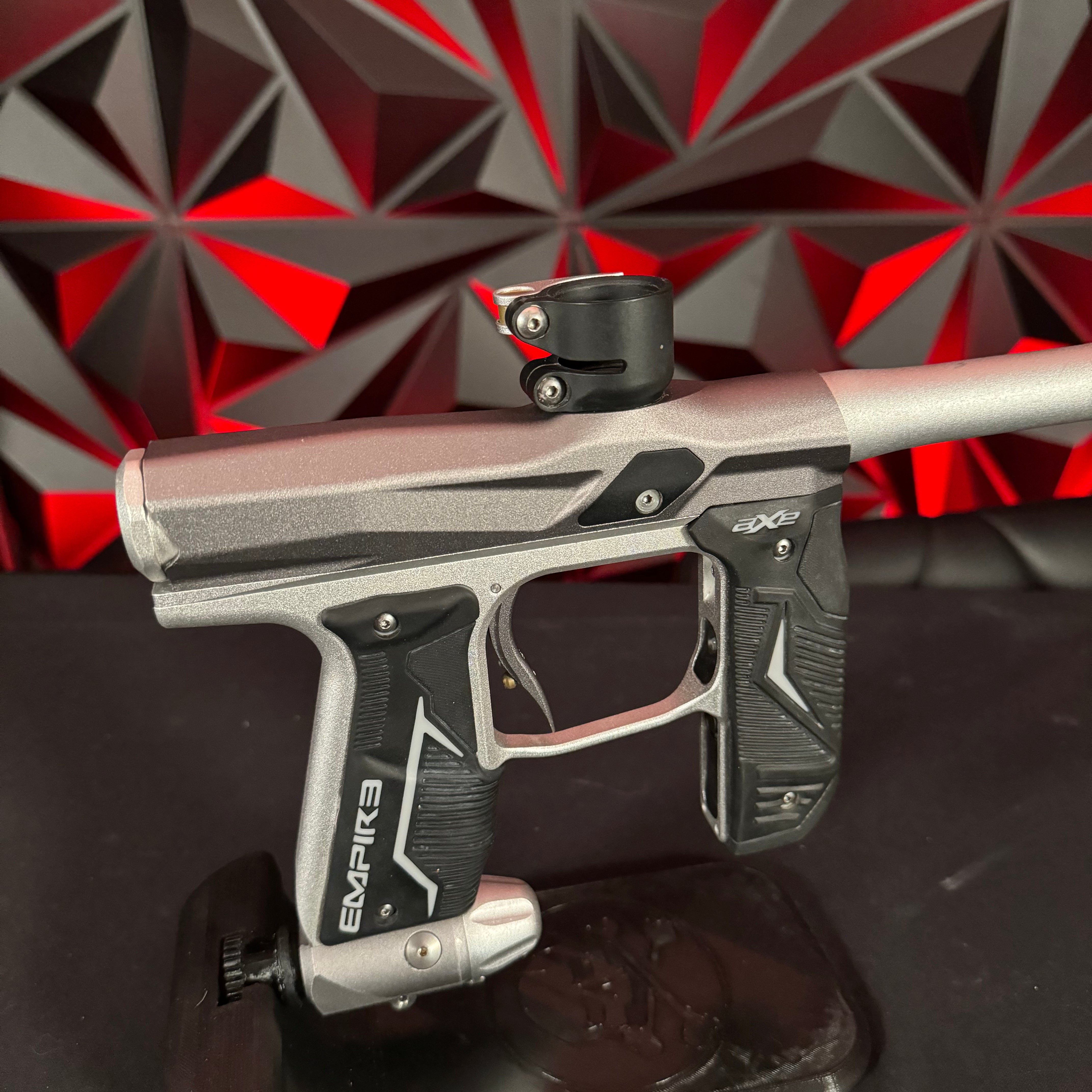 Used Empire Axe 2.0 Paintball Gun - Grey / Silver