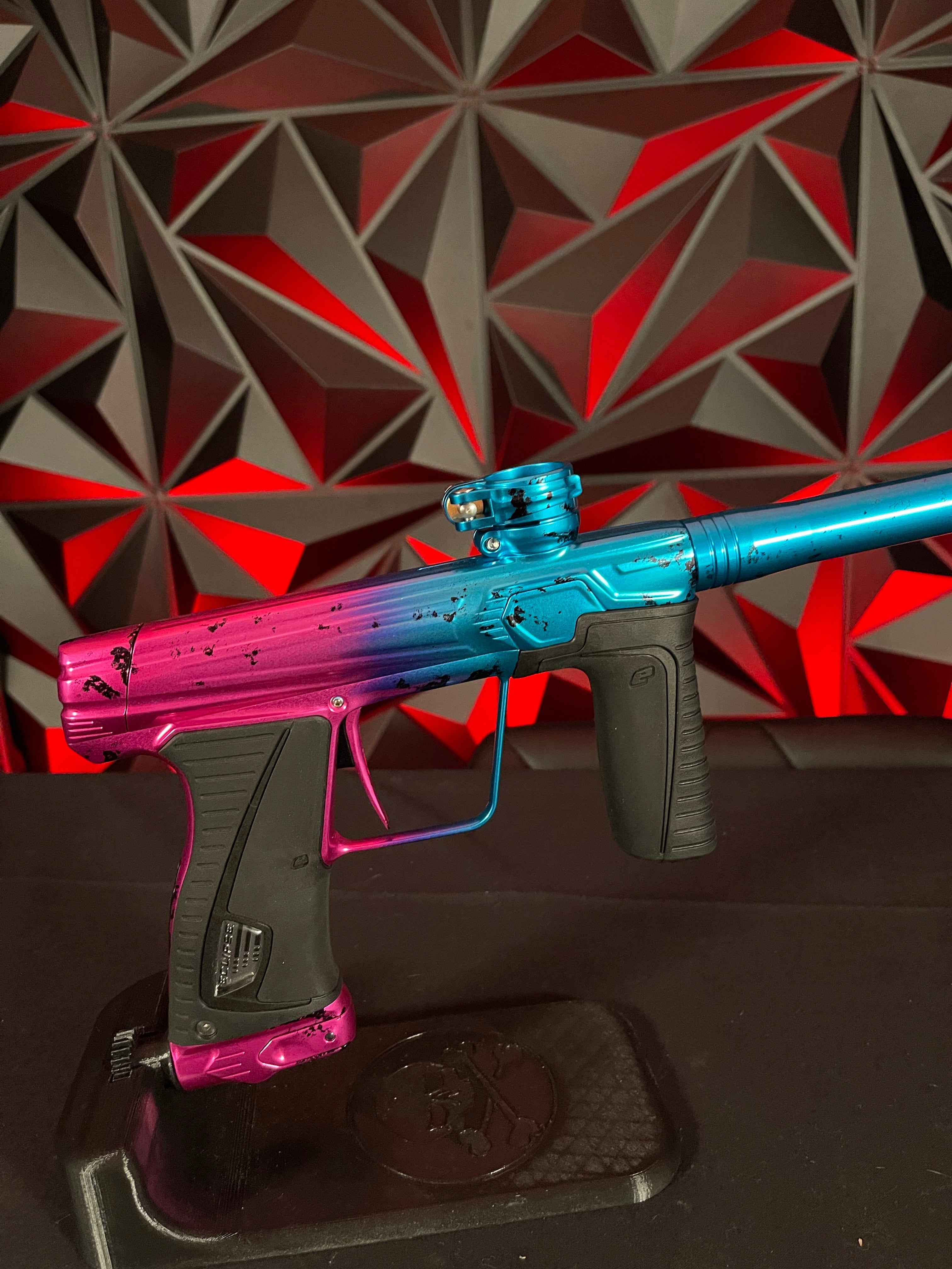 Planet Eclipse Gtek 180r ULTIMATE Paintball Gun - LE Pink/Blue Speckled Fade