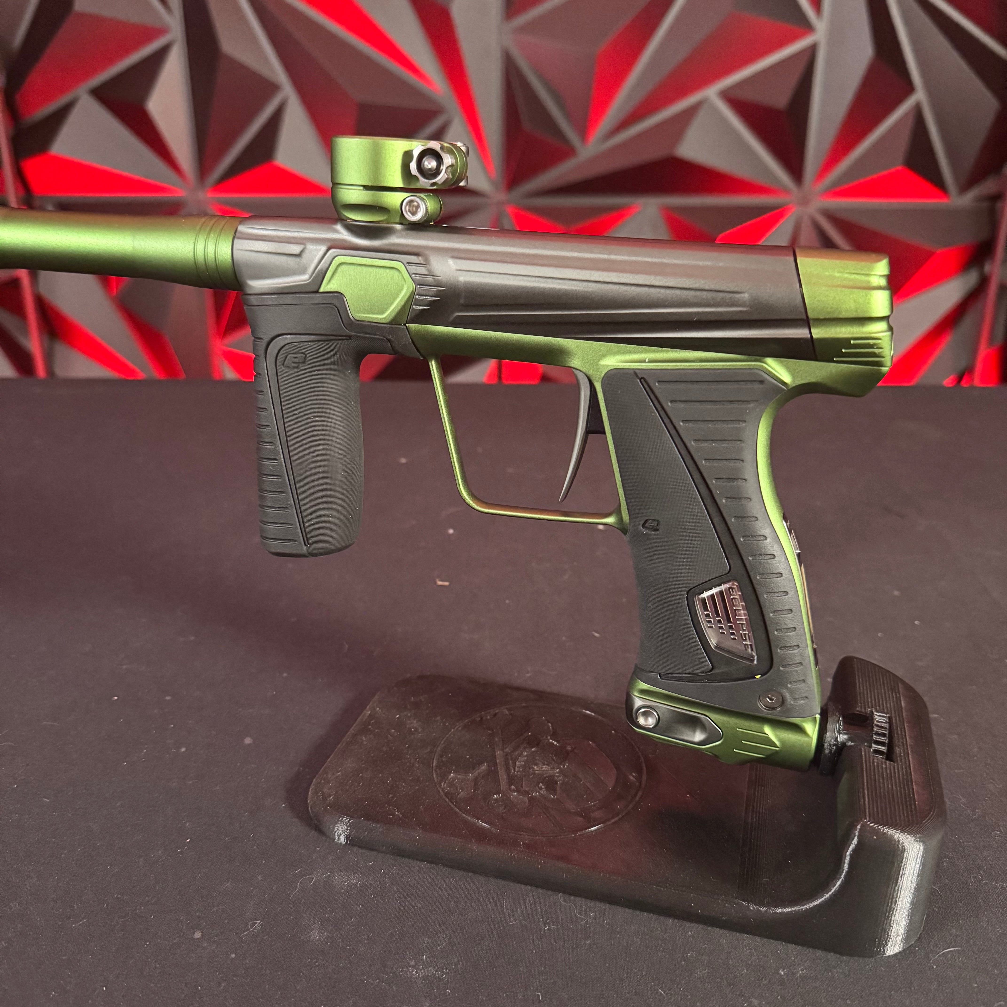 Used Planet Eclipse Gtek 180R Paintball Gun - Charcoal/Green (Vyper St