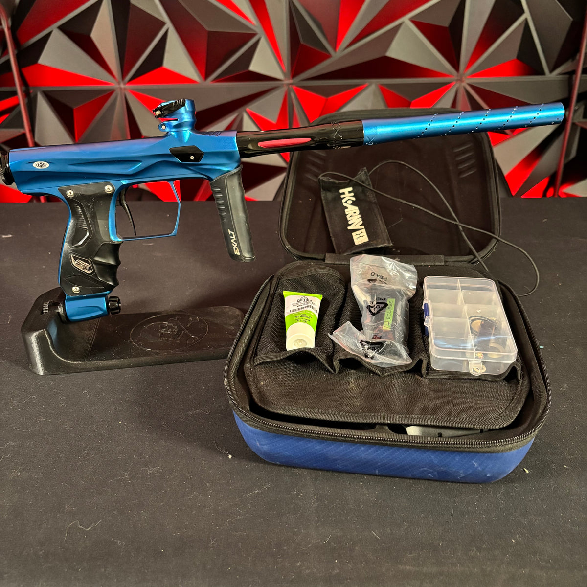 Used Shocker Amp Paintball Gun - Blue