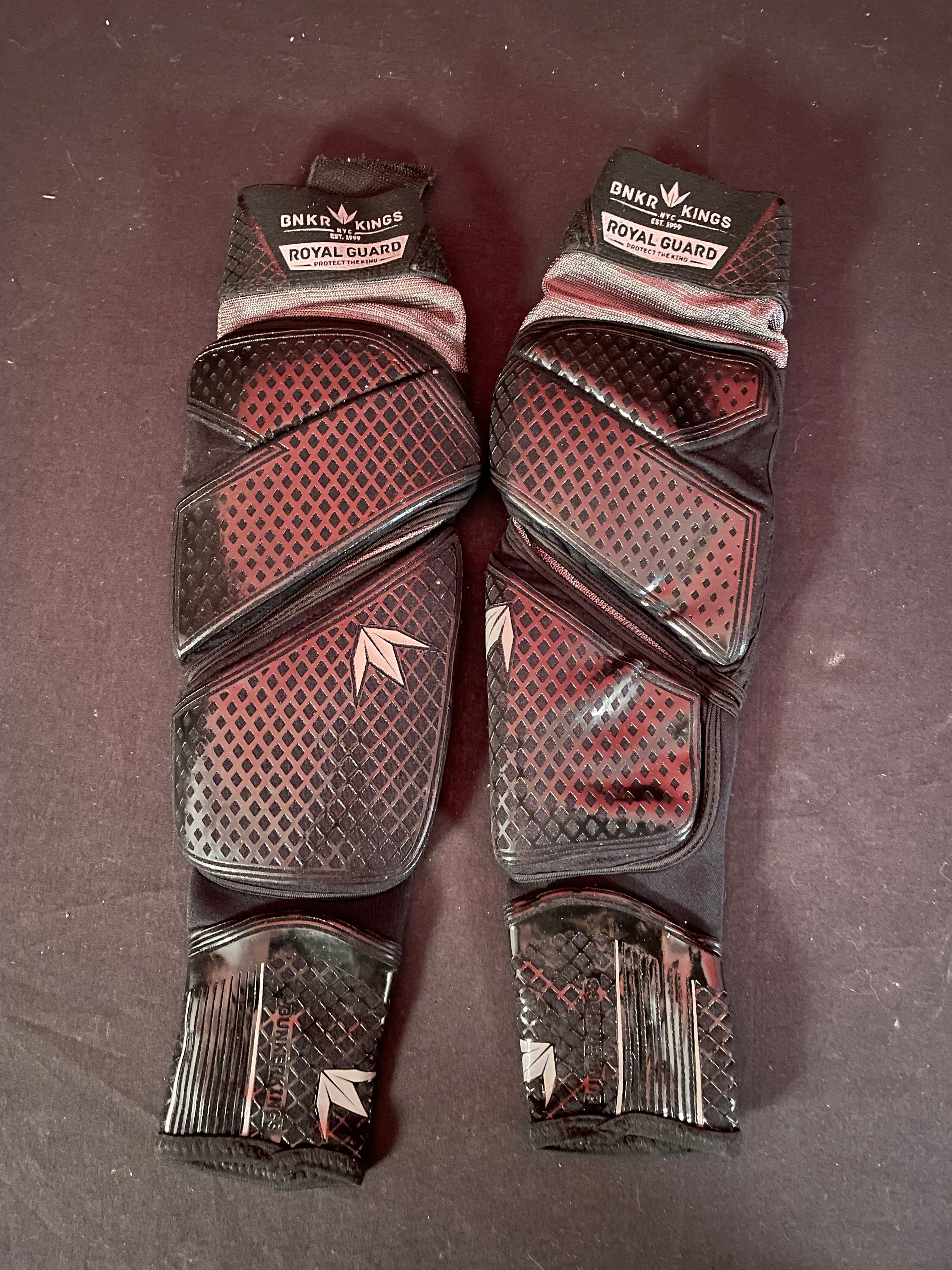 Used Bunker Kings Supreme Elbow Pad - Medium