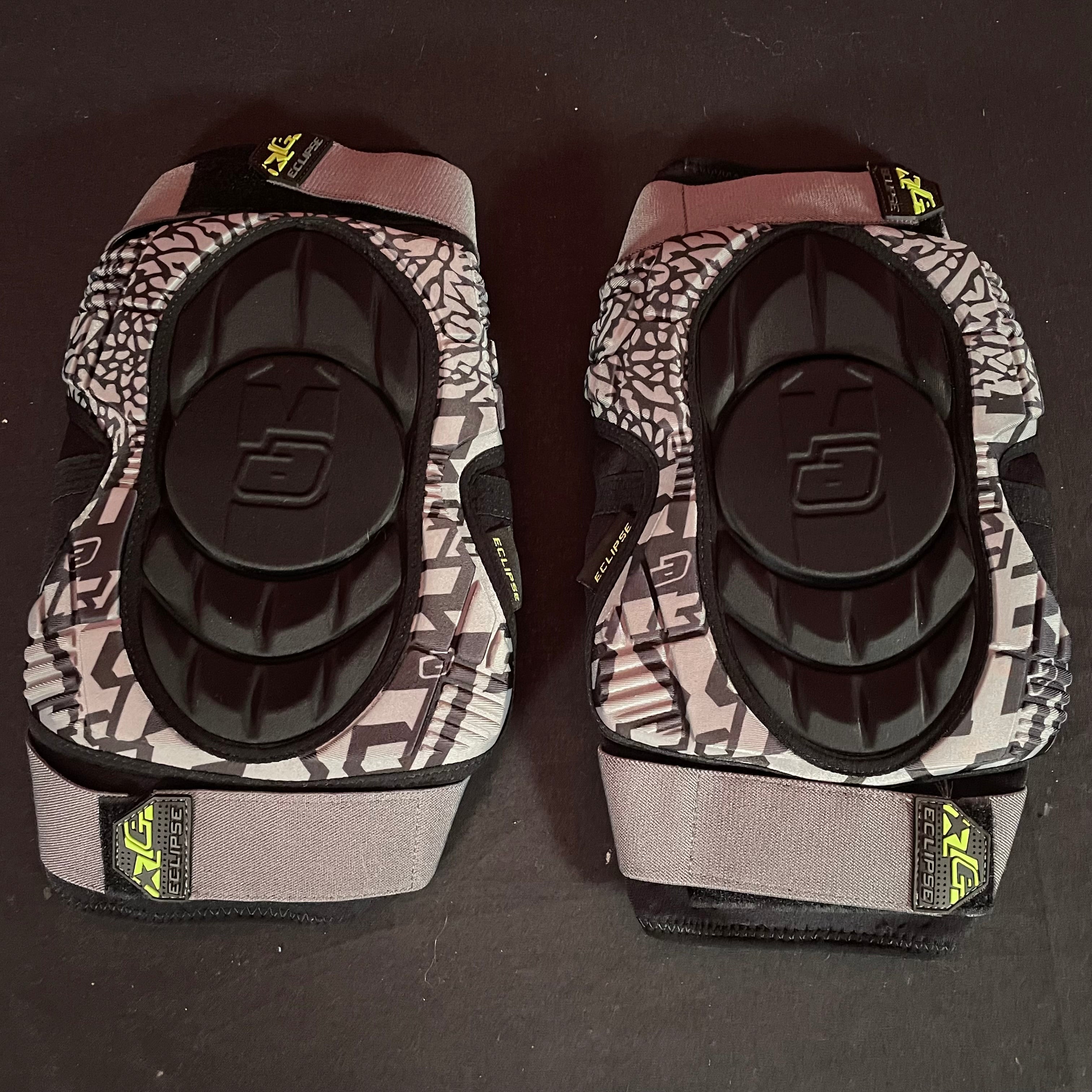 Used Eclipse Fantm Knee Pads Small Punishers Paintball