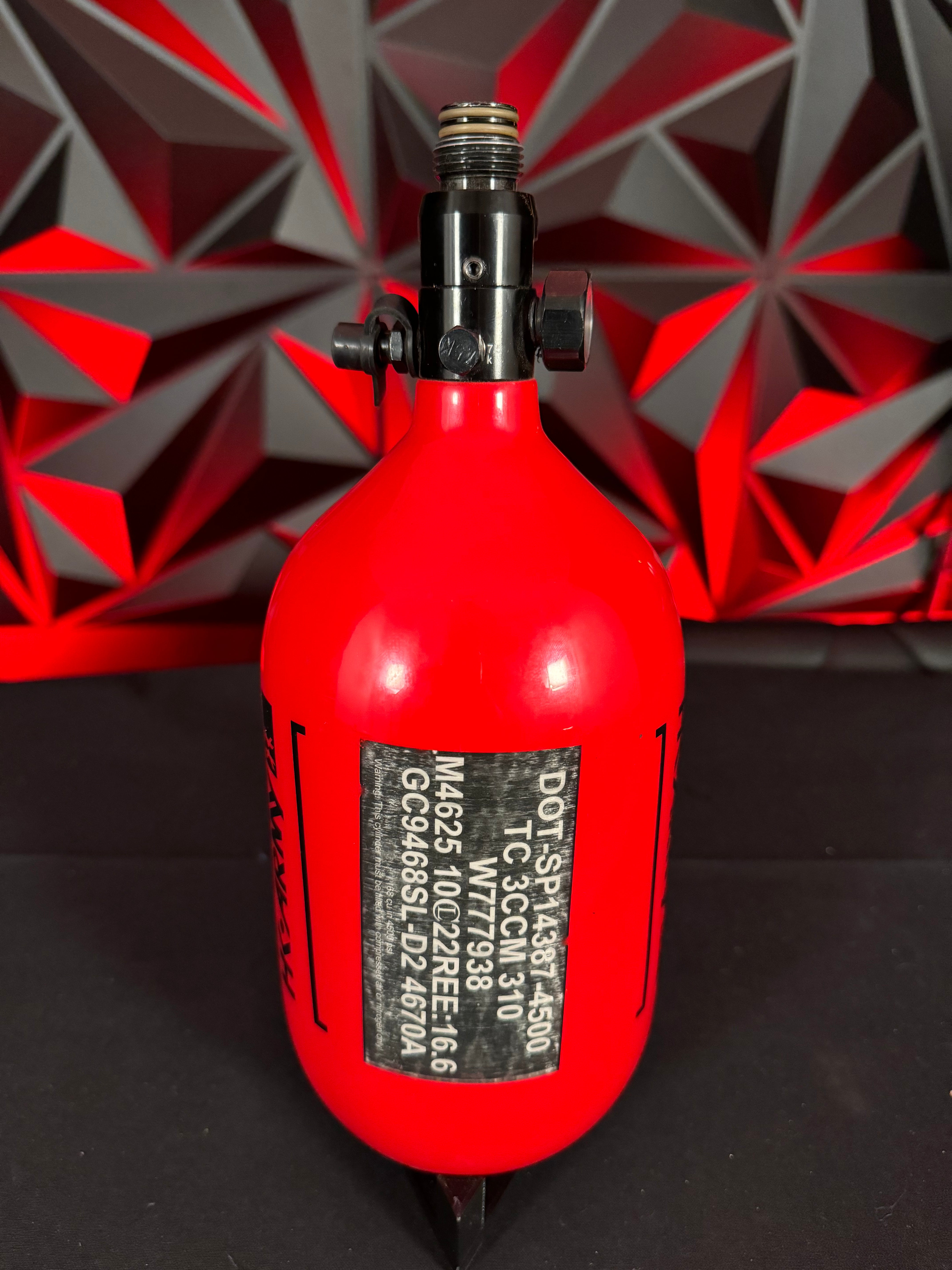 Used HK Army Extra Lite 68/4500 Paintball Tank Red w/Standard Reg