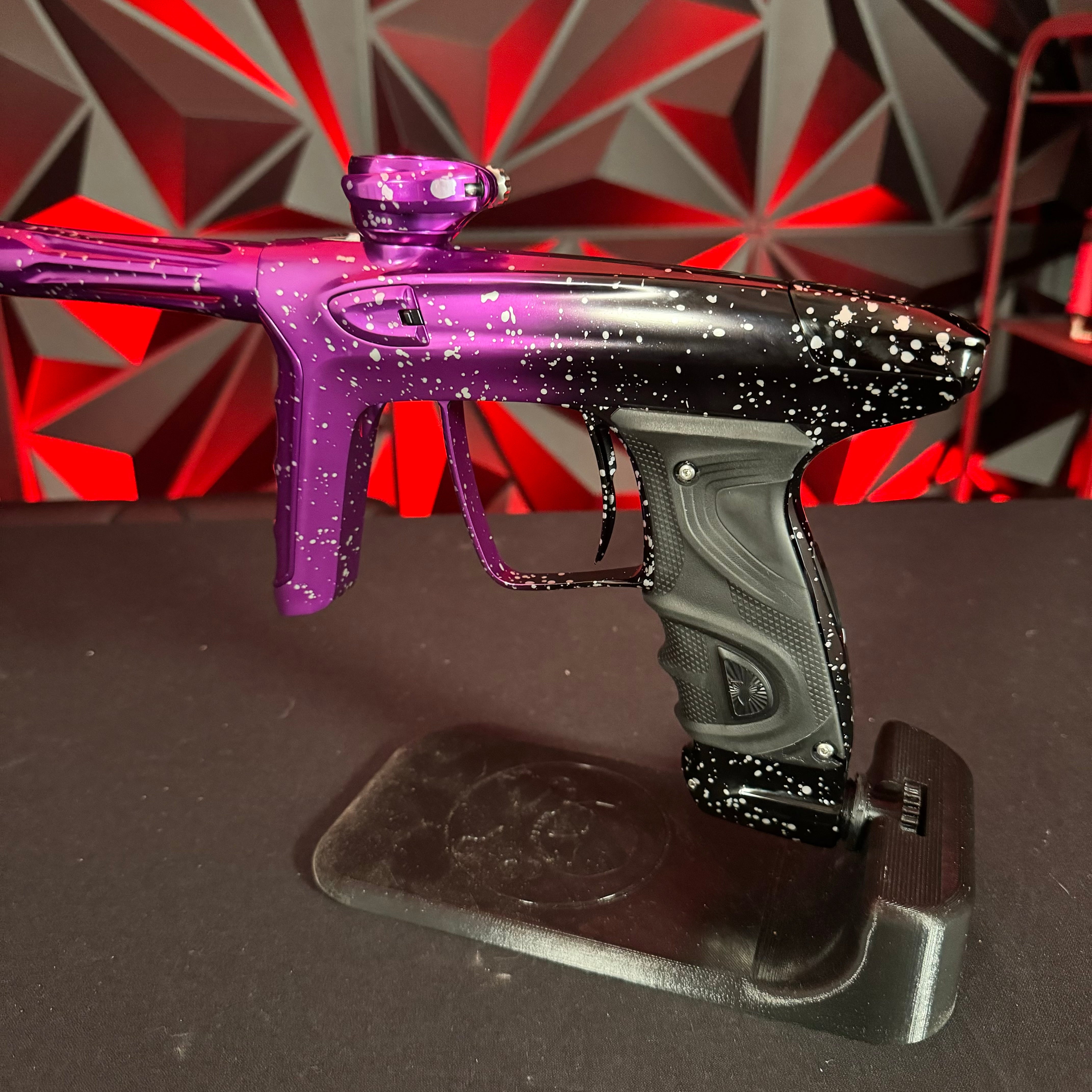 Used DLX Luxe TM40 Paintball Gun - LE Nebula Speckled Black/Purple Fad