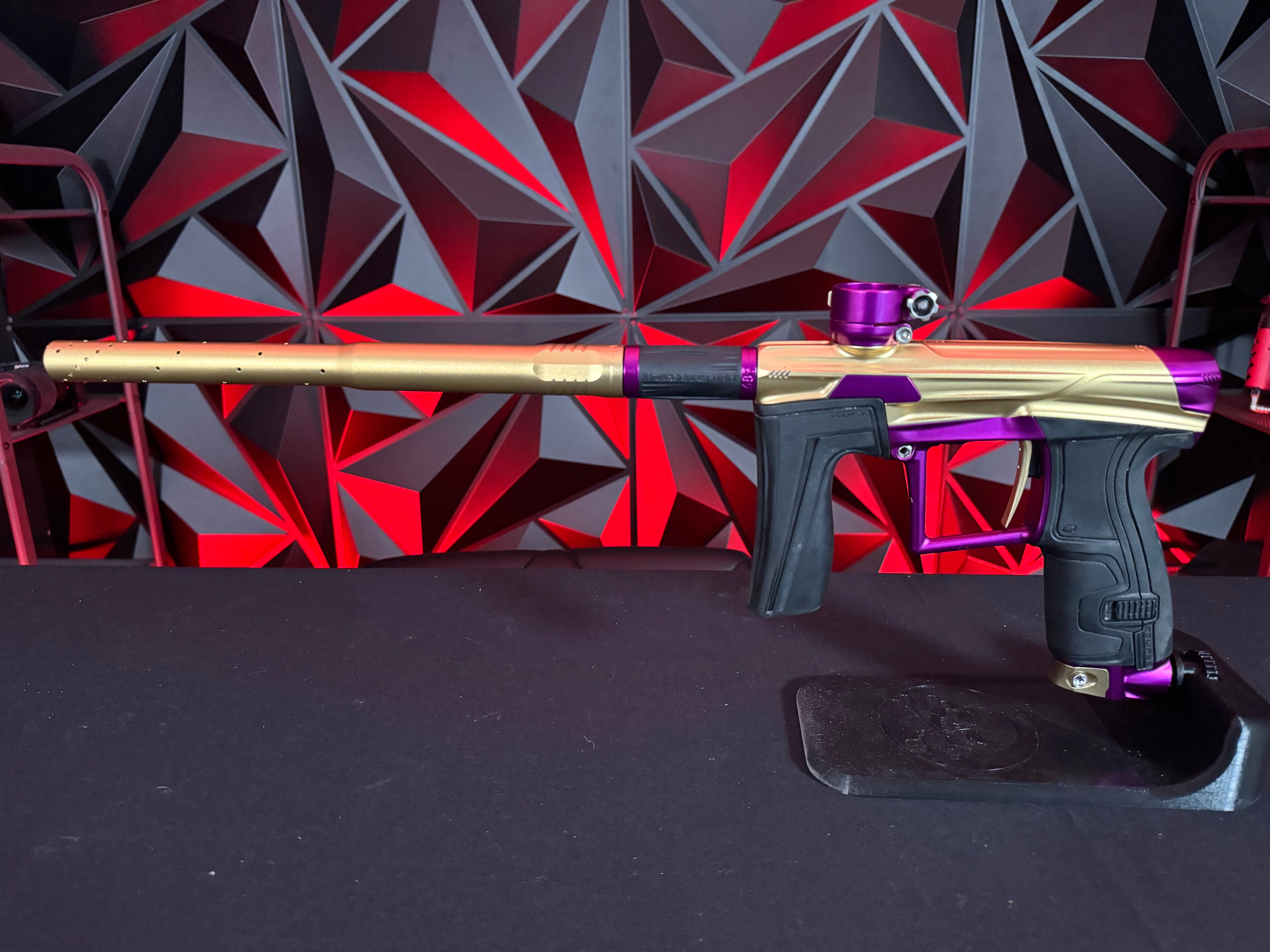 Used Planet Eclipse Geo 4 Paintball Gun - Gold/Purple