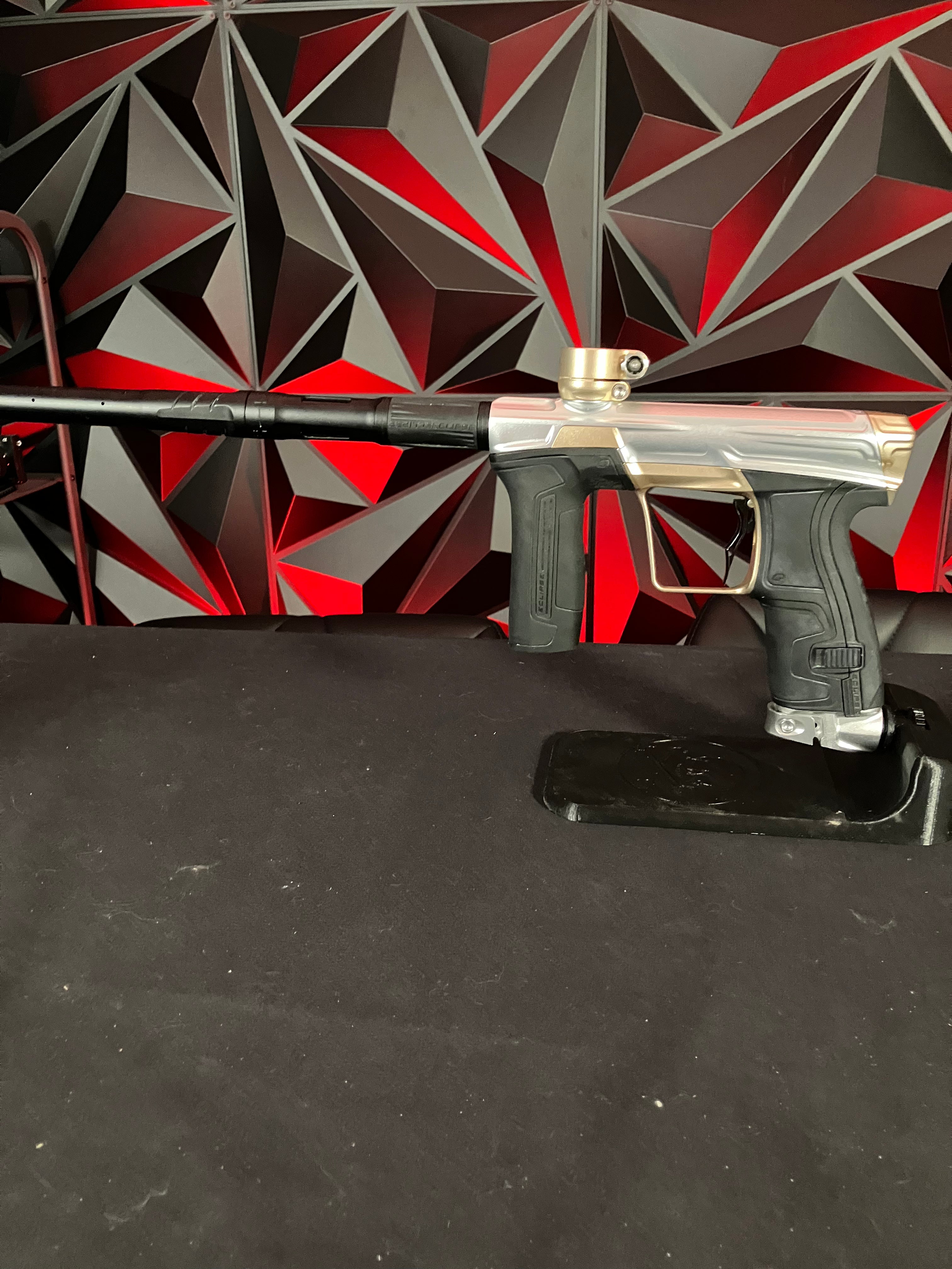 Used Planet Eclipse CS2 Paintball Marker- Inca 2