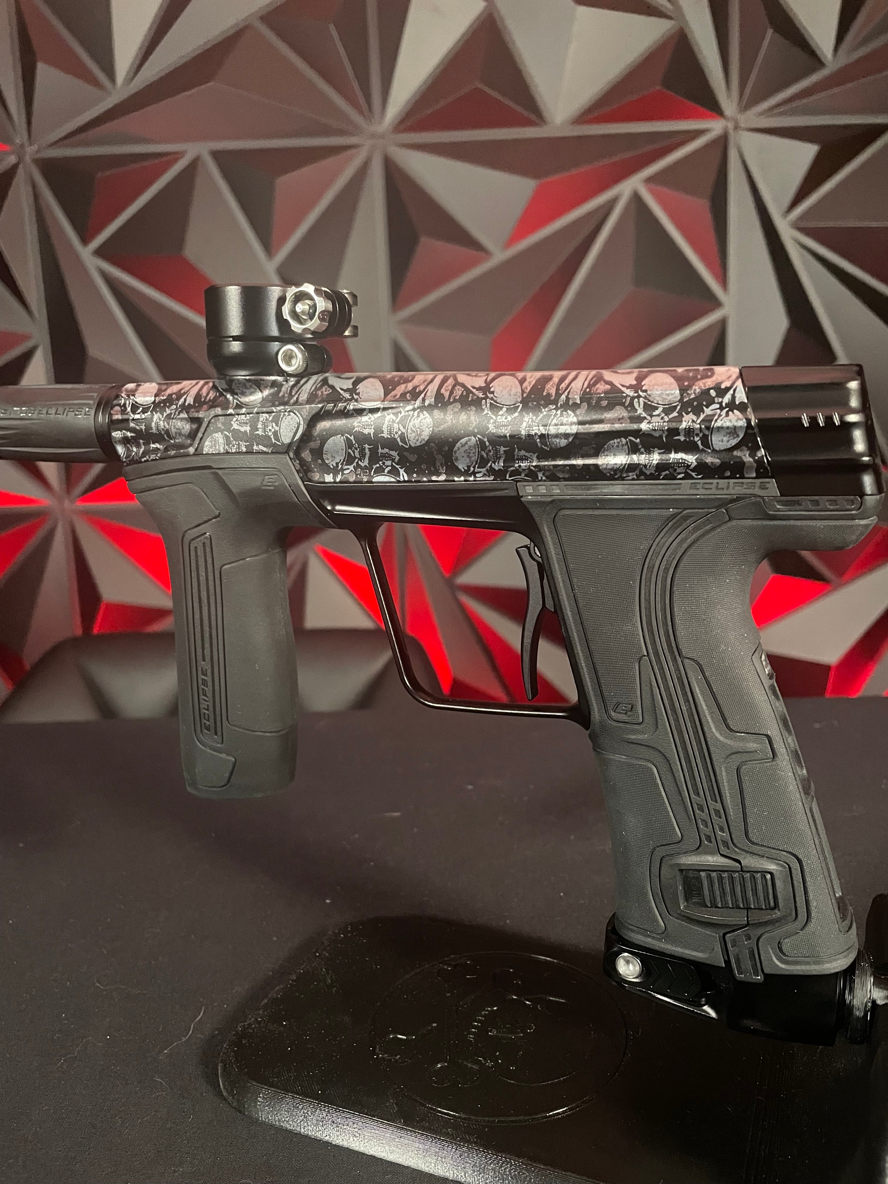 Use Planet Eclipse CS3 Paintball Gun - LE Sandana