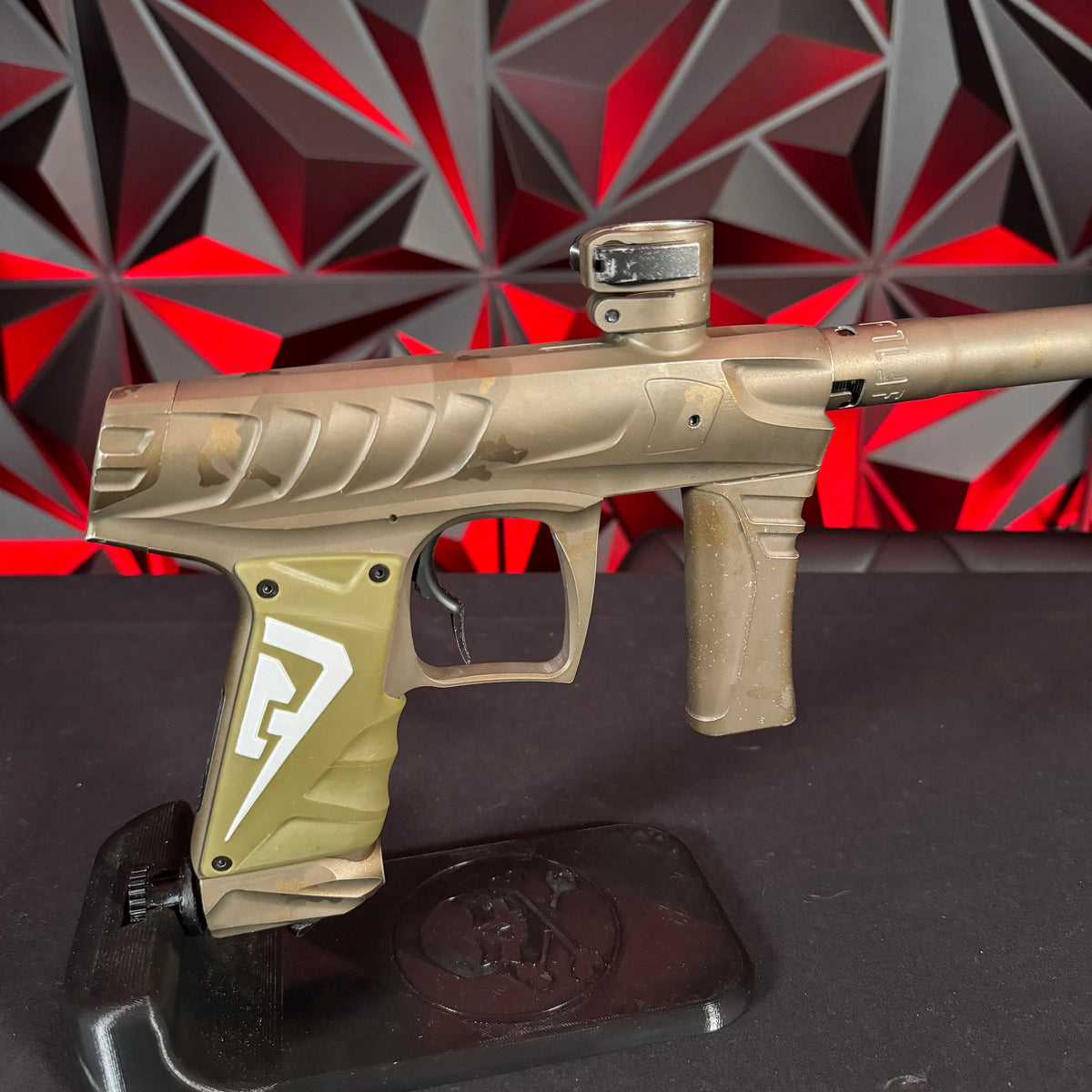 Used Field One Force Paintball Gun - Desert Camo w/V2 Bolt & 3 Acculoc