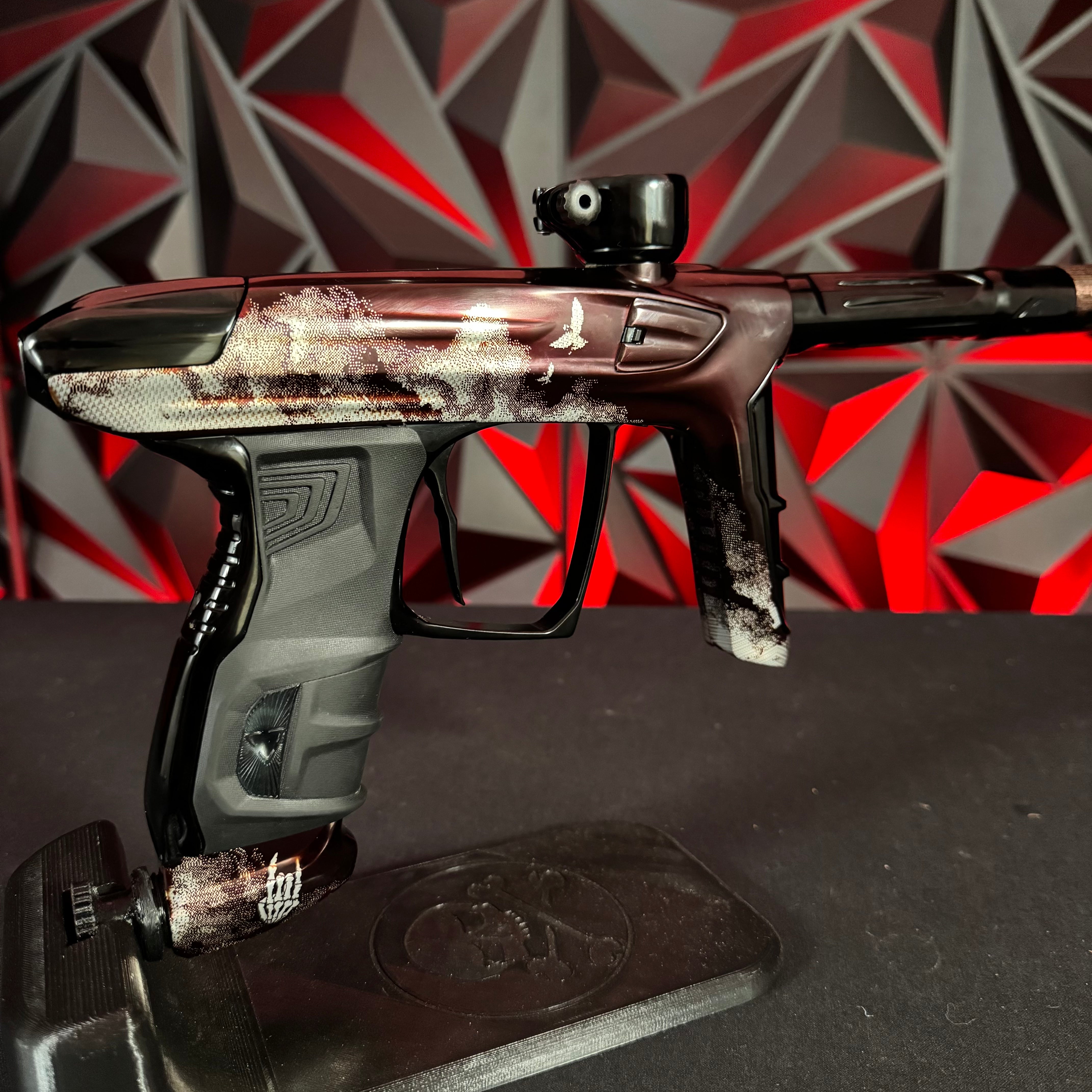 Used DLX Luxe IDOL Paintball Gun - LE Polished Ronnie Dizon Signature