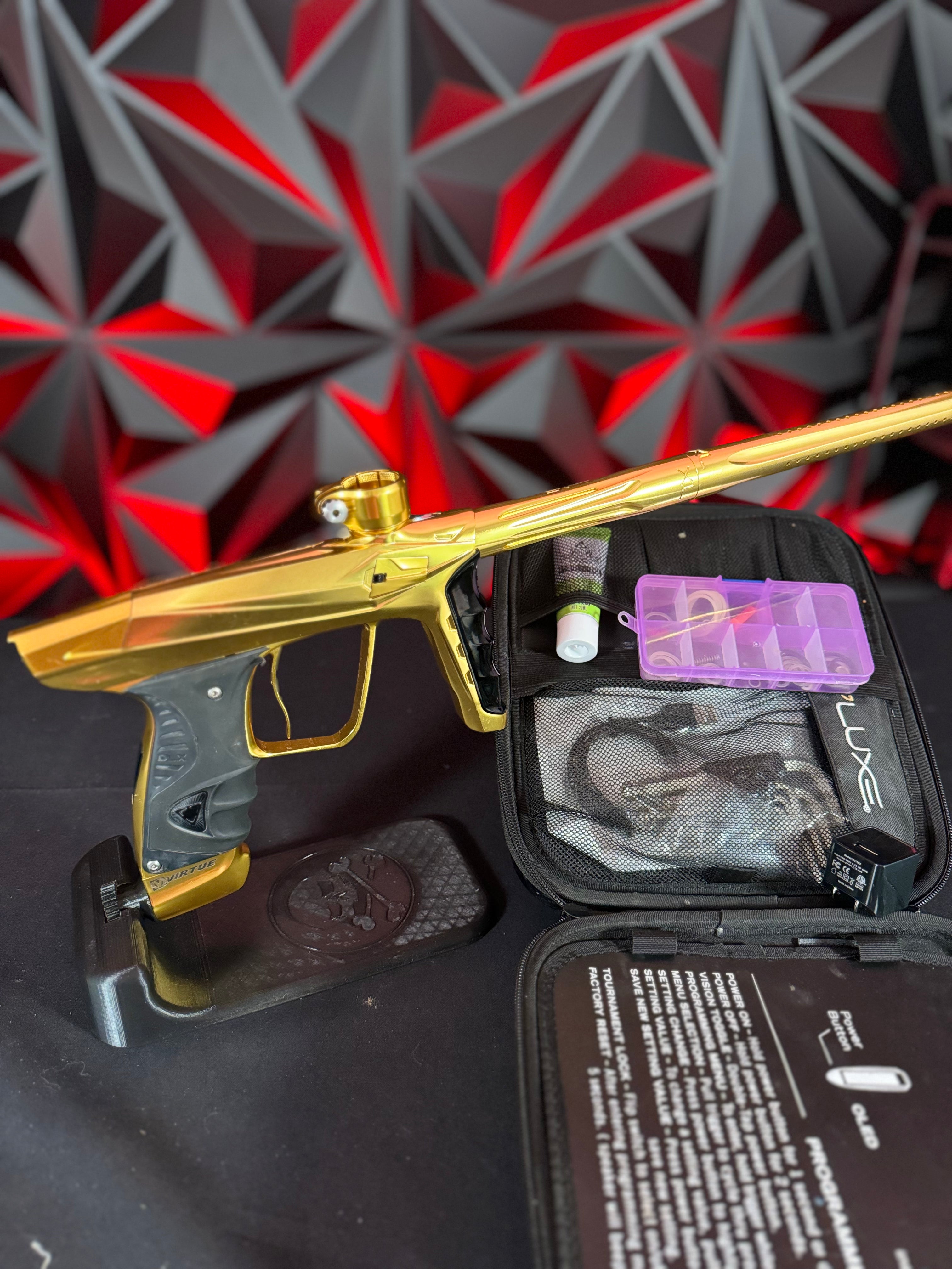 Used Virtue Luxe X/Virtue Ace Paintball Gun - Gold w/ SSC Bolt