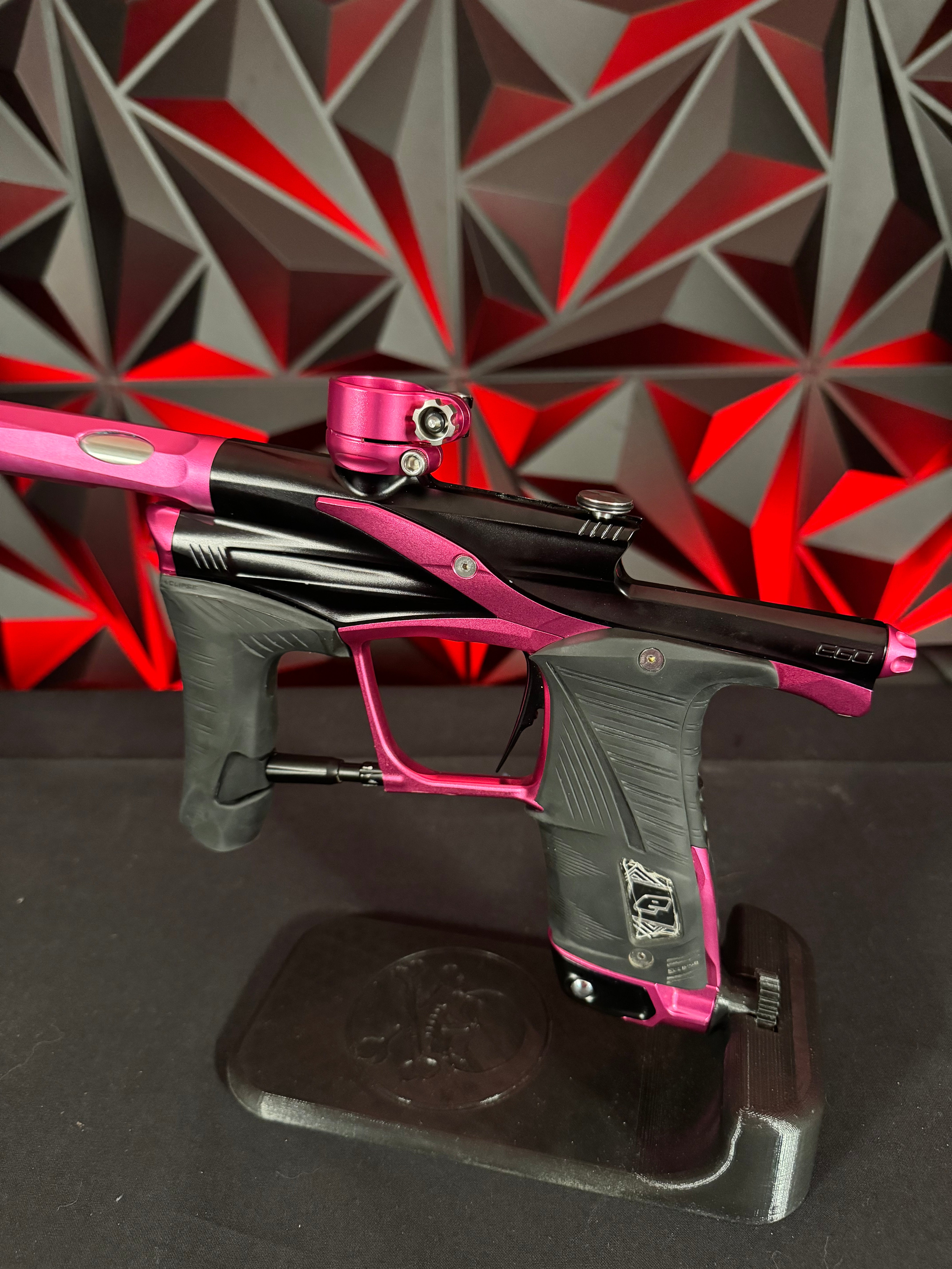 Used Planet Eclipse Lv1.6 Paintball Gun - Black/Pink