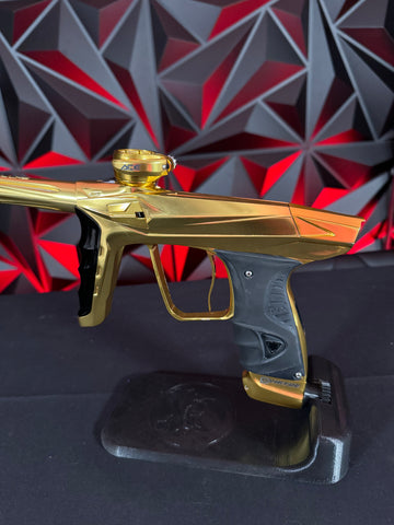 Used Virtue Luxe X/Virtue Ace Paintball Gun - Gold w/ SSC Bolt