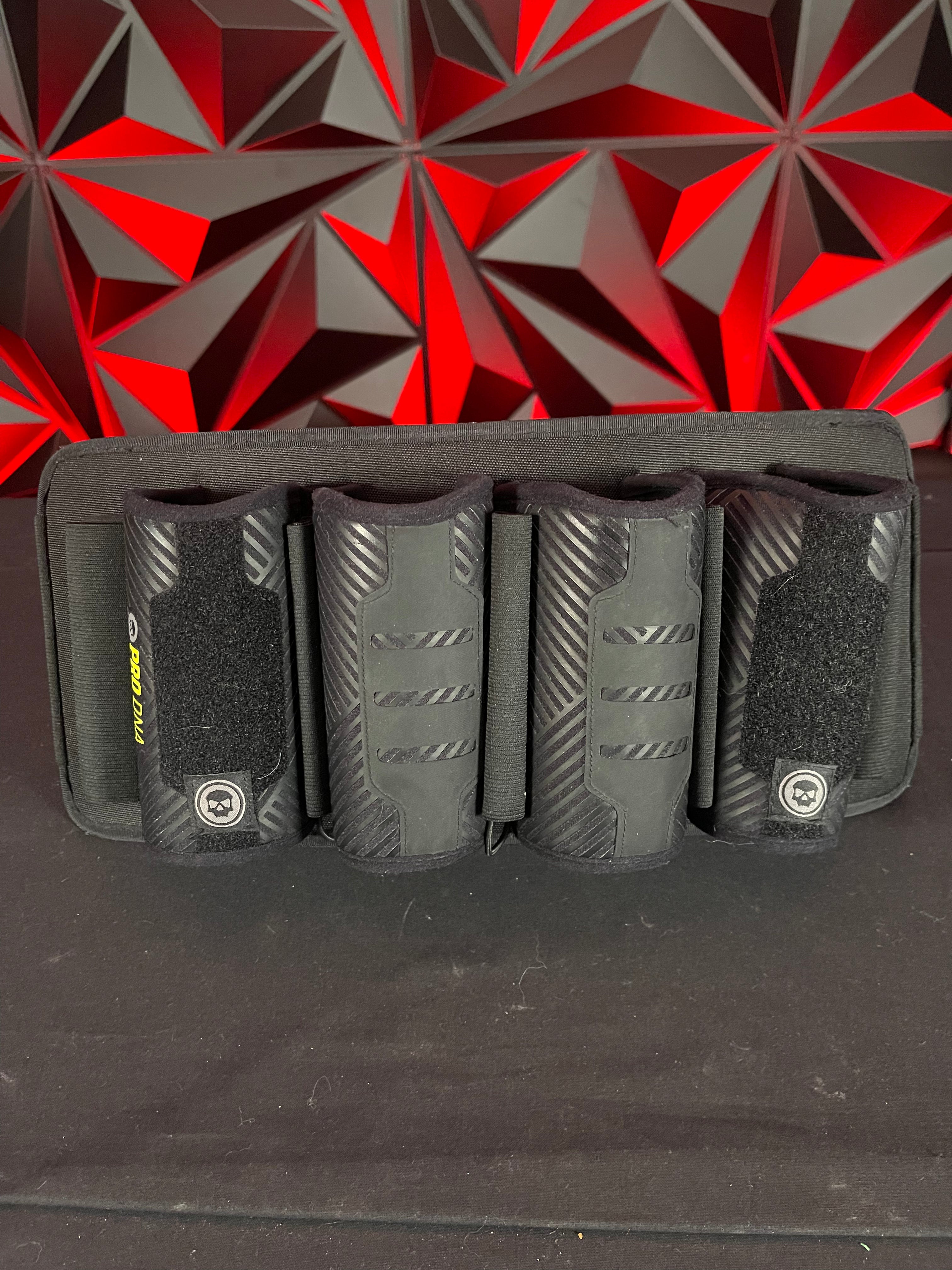 Used Infamous Pro DNA Reflex 4 + 7 Paintball Pod Pack Black