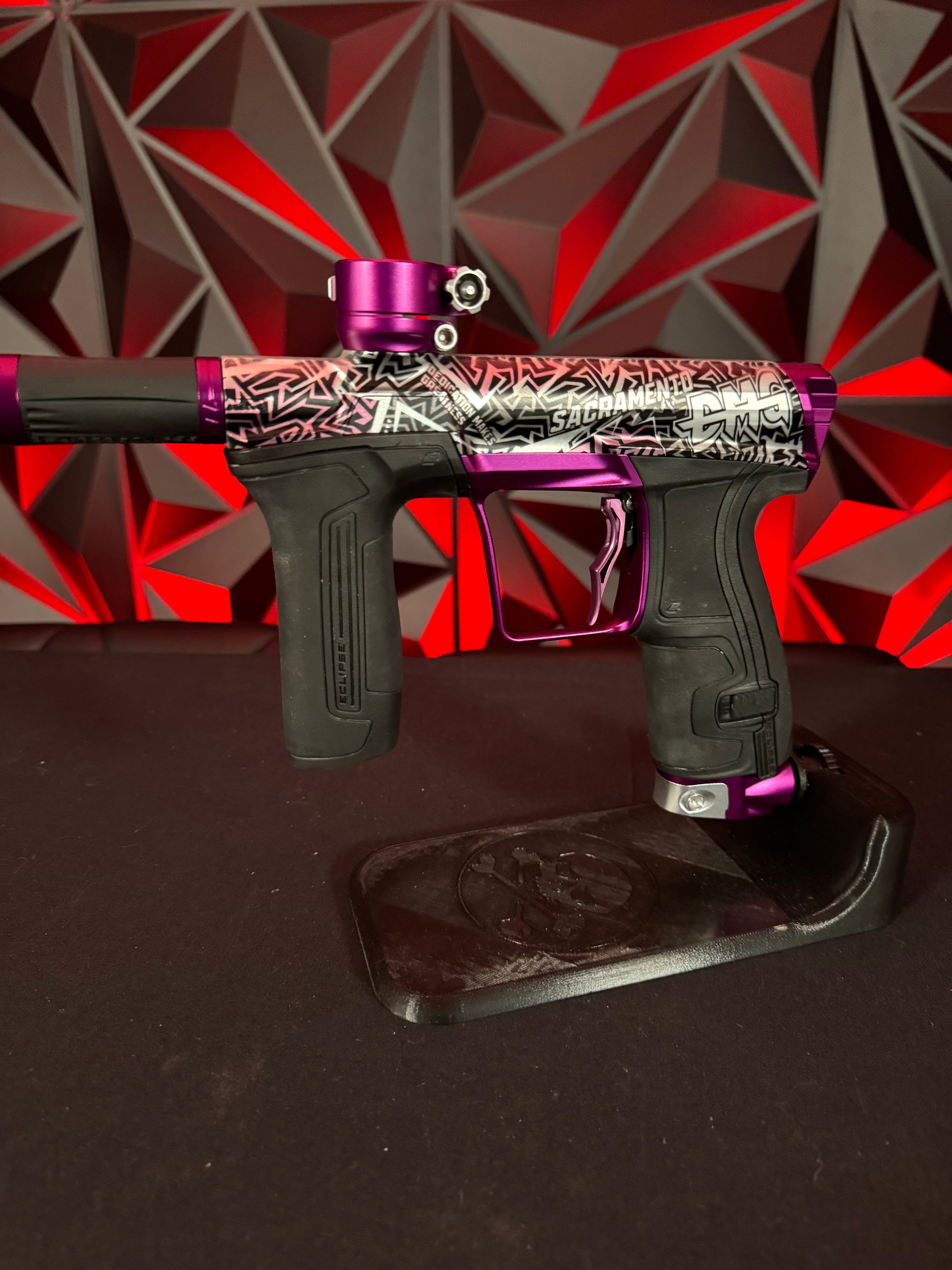 Used Planet Eclipse CS2 Pro Paintball Gun LE Sacramento DMG Used planet eclipse cs2 pro paintball gun le sacramento dmg