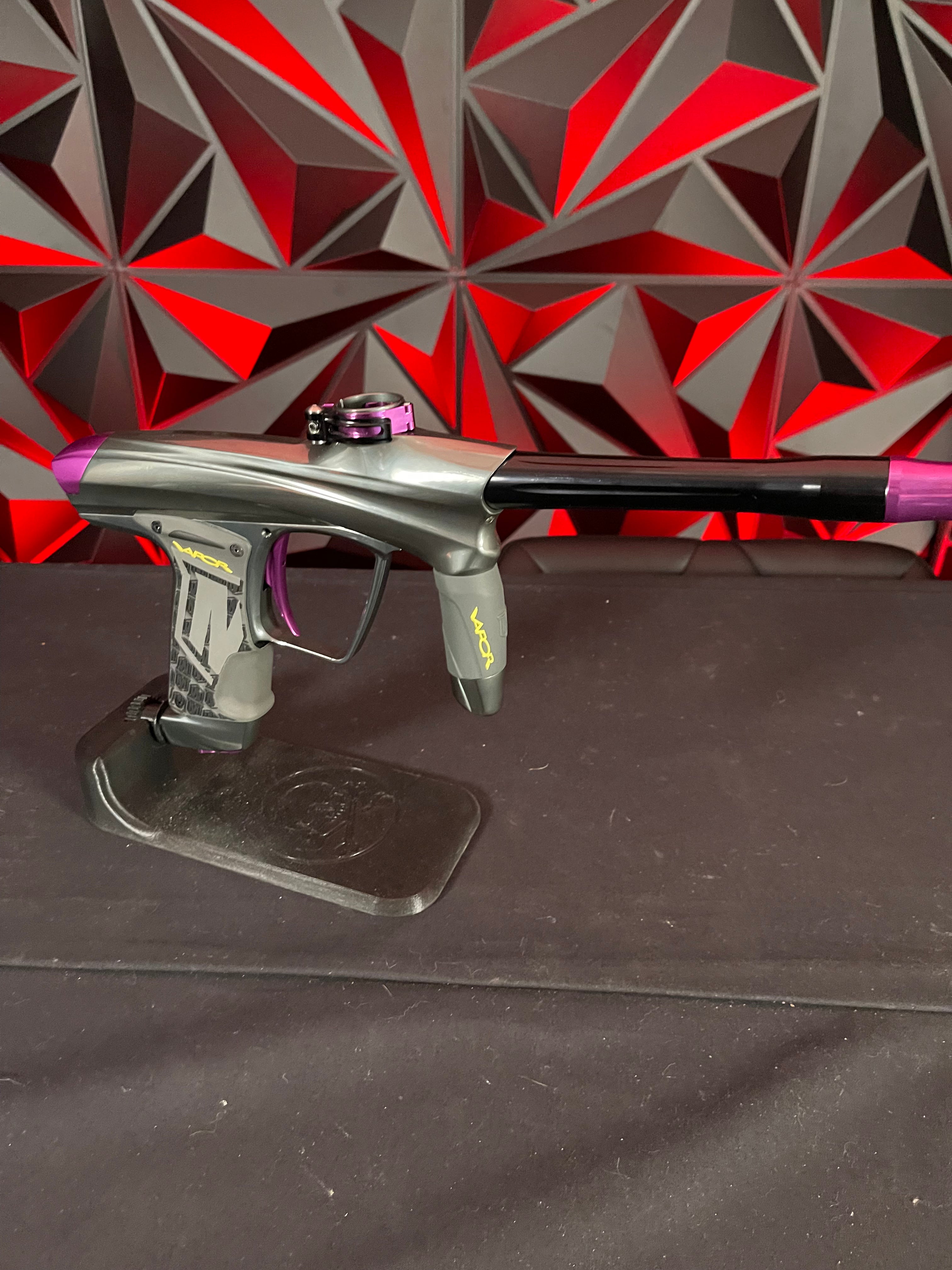 Used 2020 Machine Vapor (LOT of 2) Paintball Markers - Gloss Black & Pewter/Purple (SOLD AS IS DO NOT WORK)