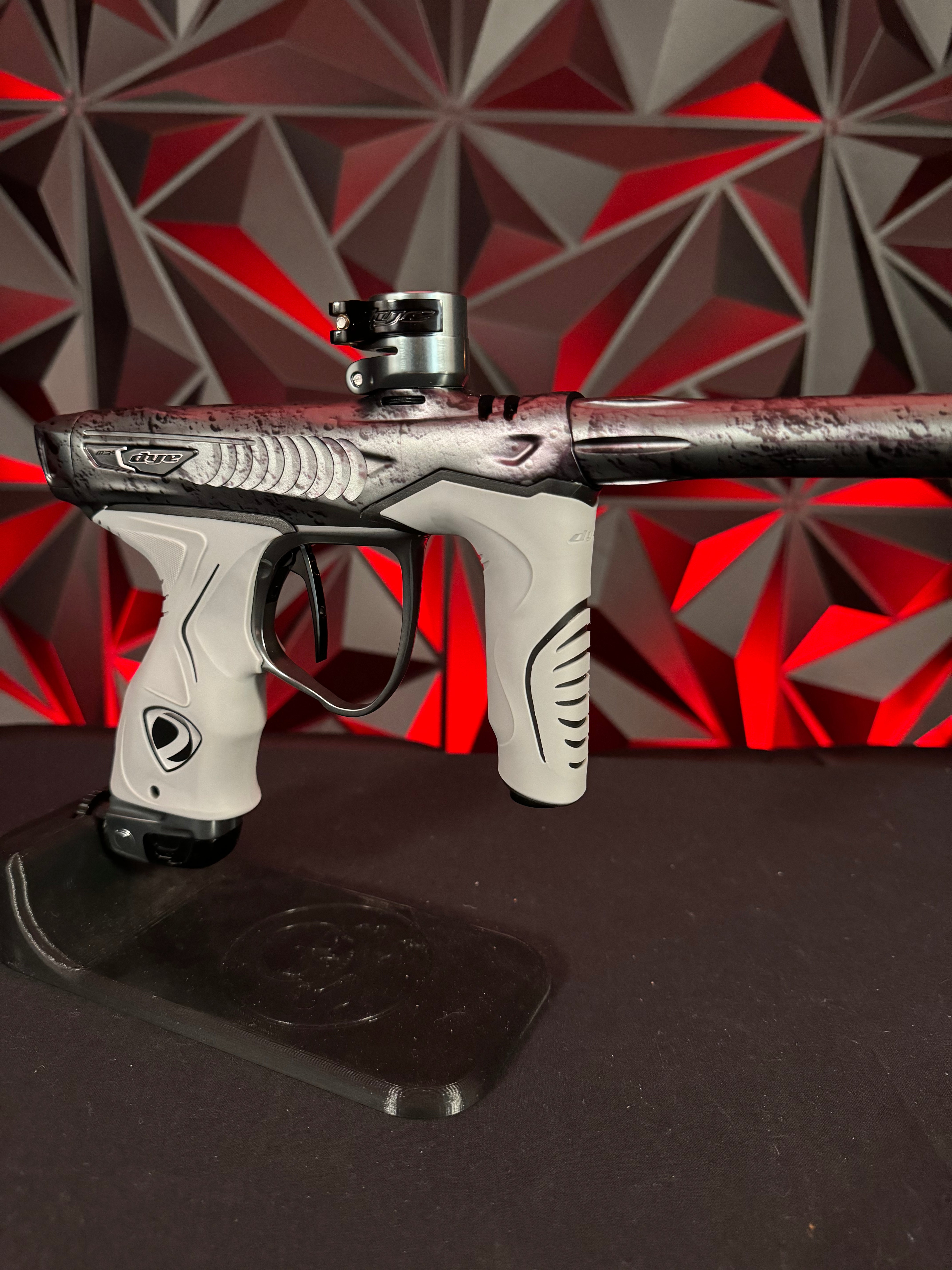 Used Dye M3+ ICON Paintball Gun - PGA Lunar