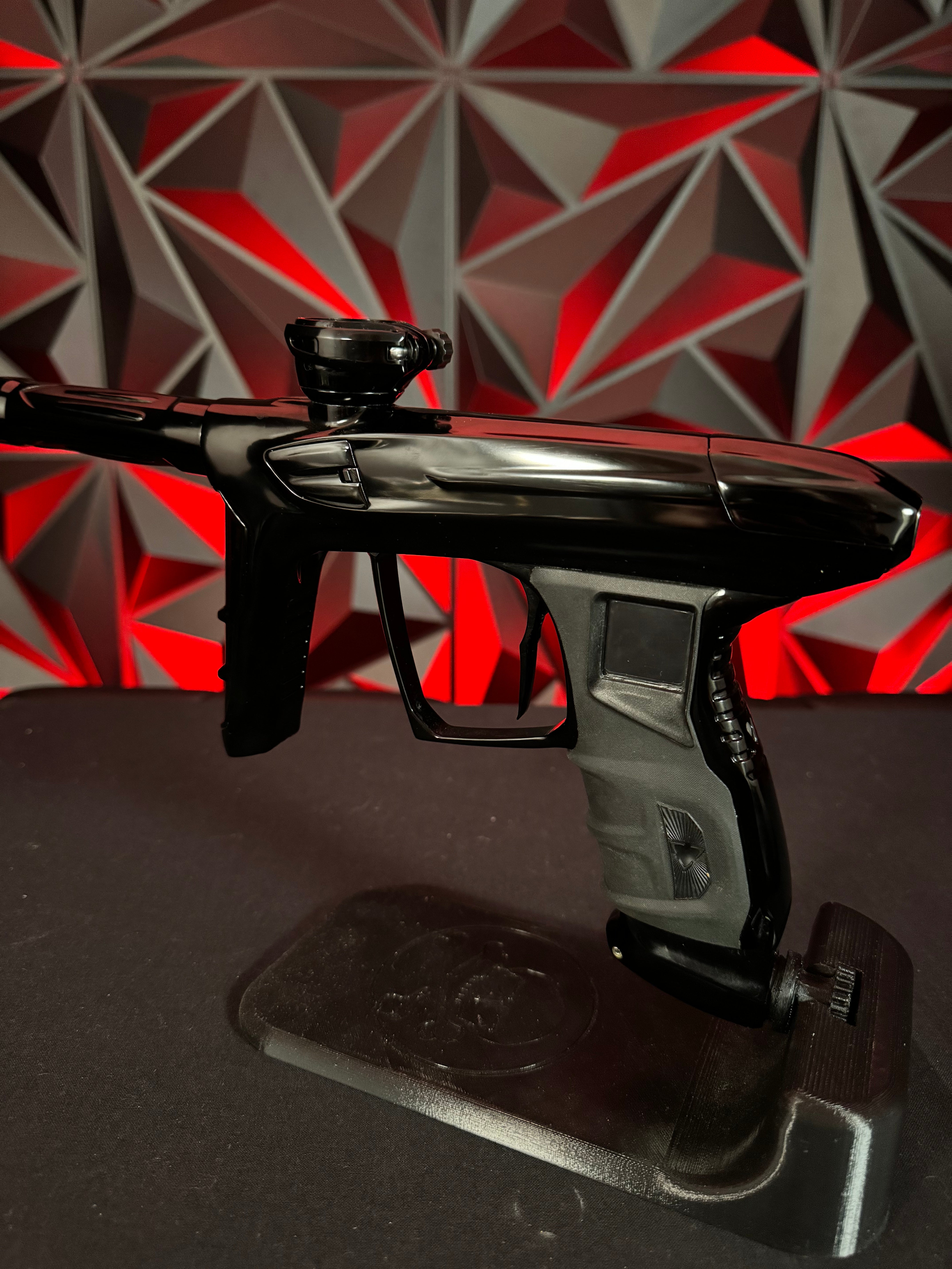 Used DLX Luxe IDOL Paintball Marker - Polished Black