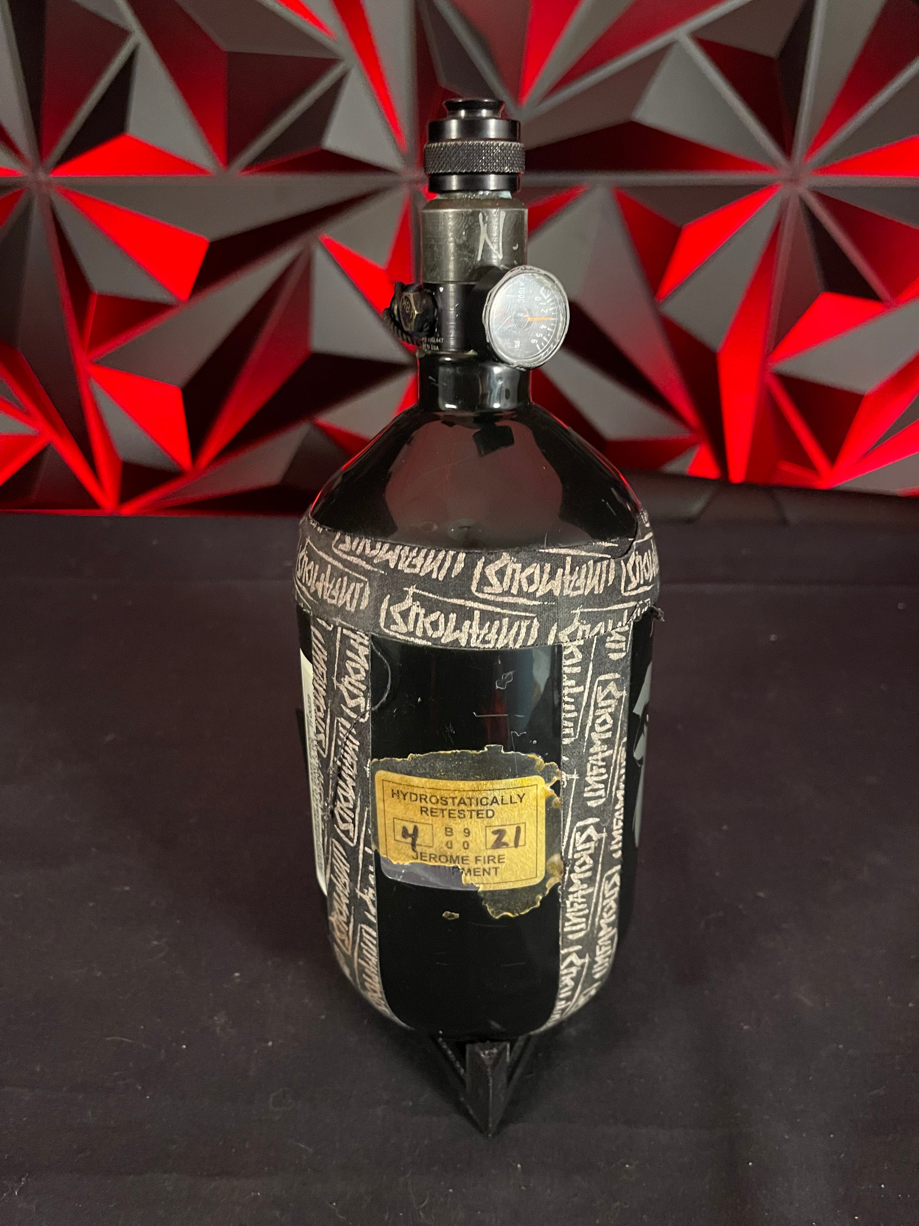 Used Guerilla Air 68/4500 Paintball Tank Black w/ Ninja Reg