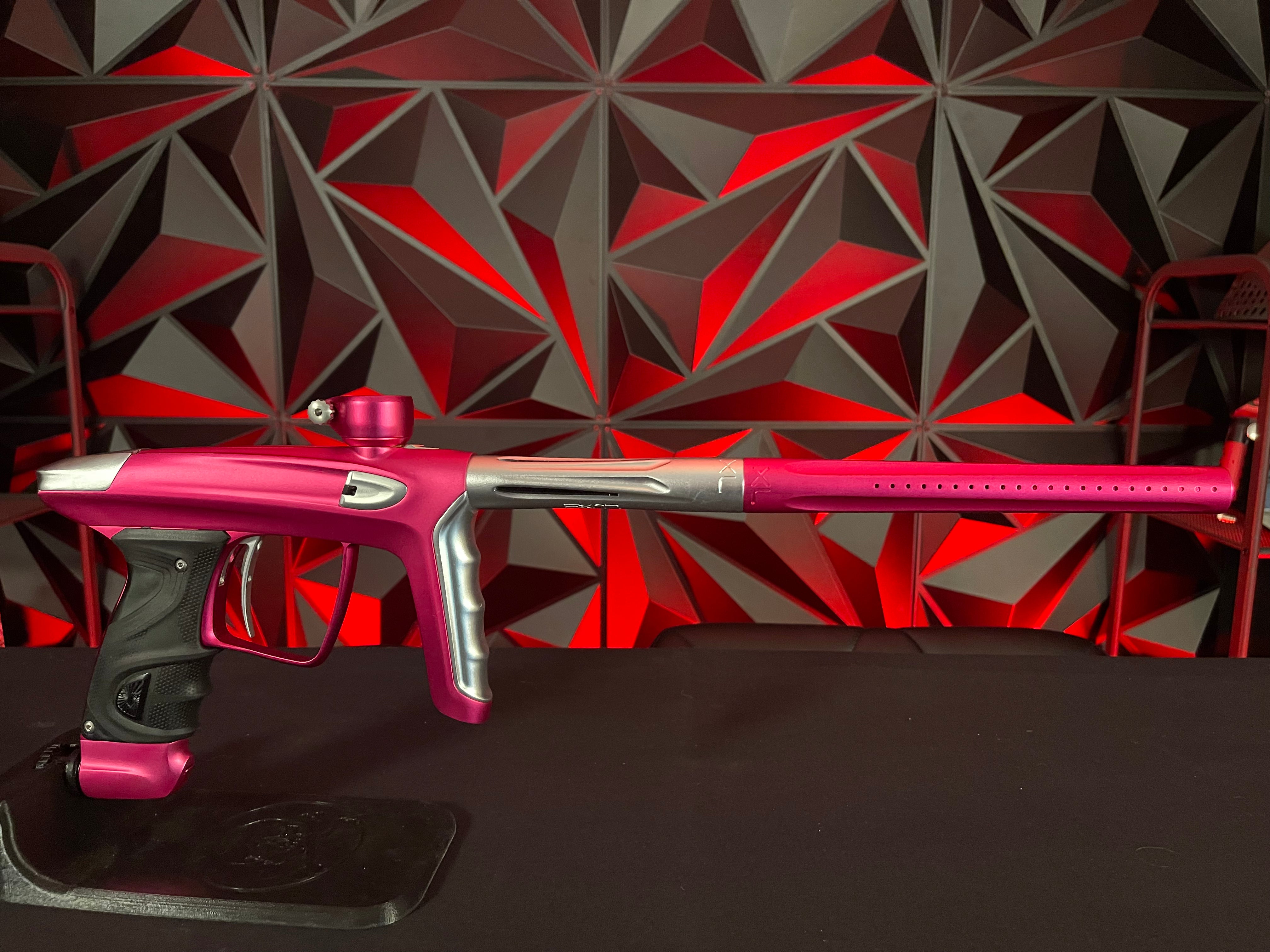 Used DLX TM40 Paintball Gun - Pink/Silver