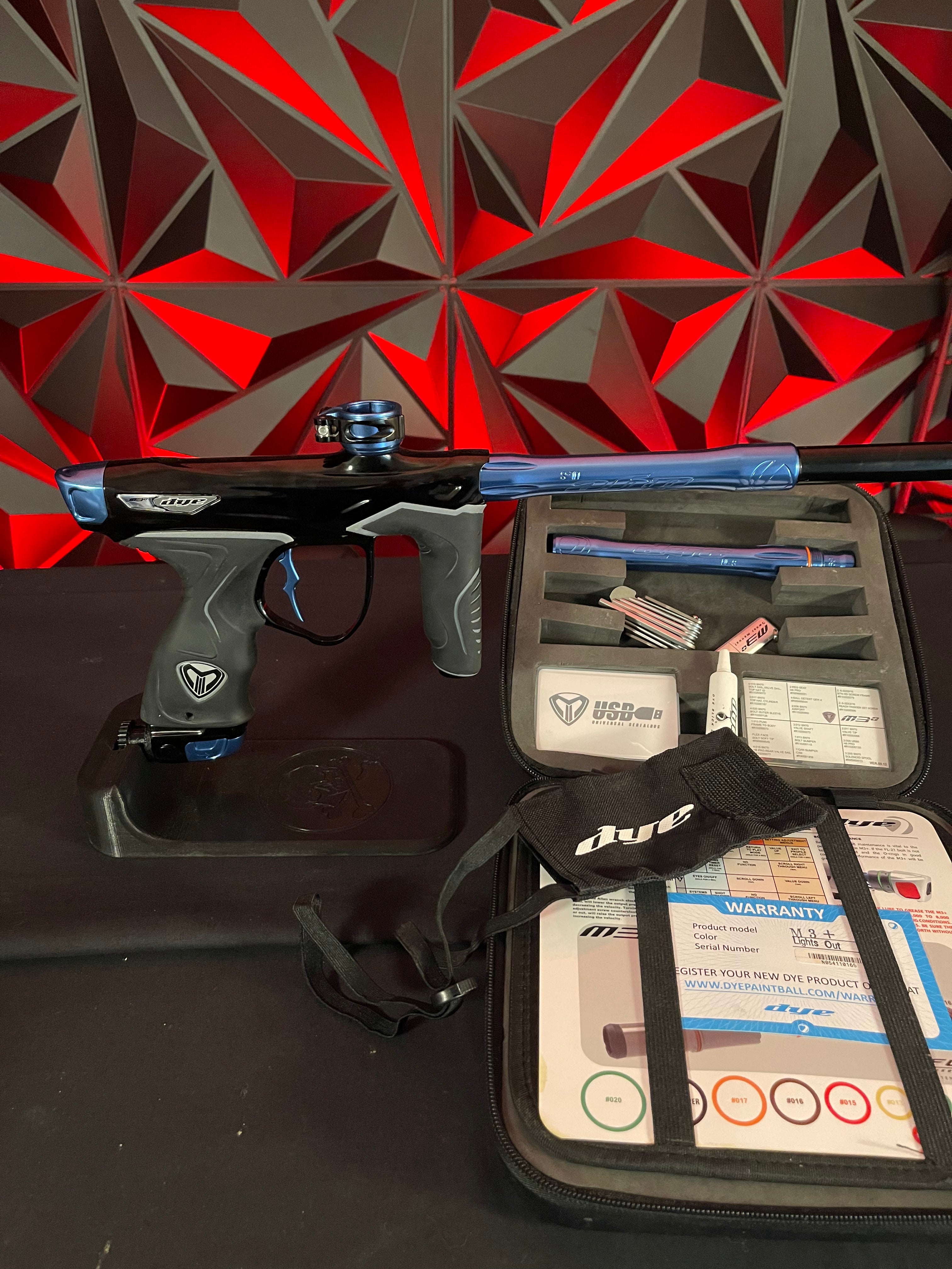 Used Dye M3+ Paintball Ball Gun Black/Blue