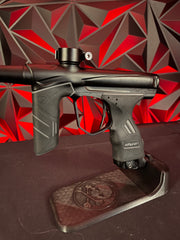 Used Dye DSR Paintball Gun - Blackout w/ Flex Face Bolt and Can