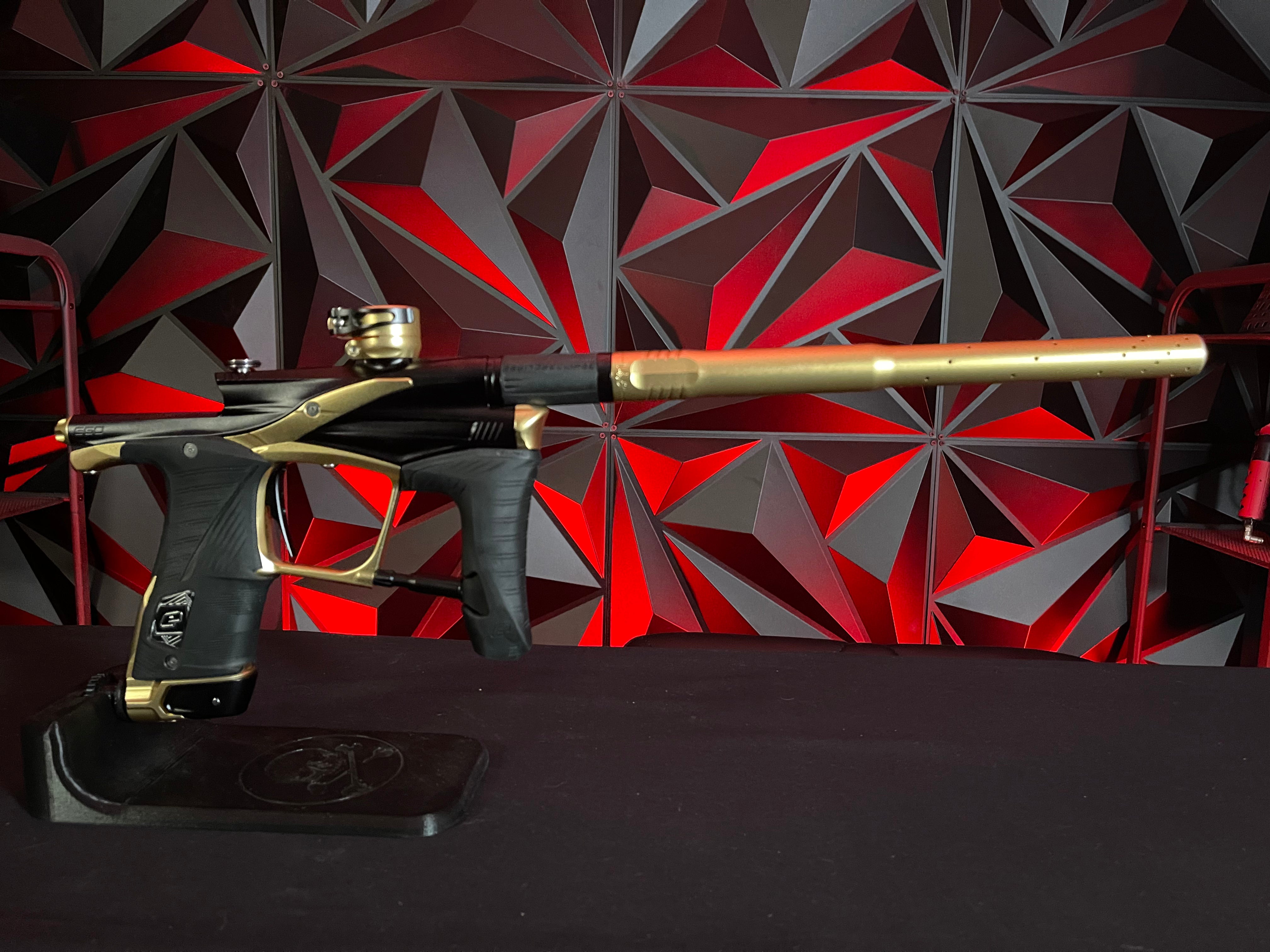 Used Eclipse LV1.6 Paintball Gun Black/Gold Punishers Paintball
