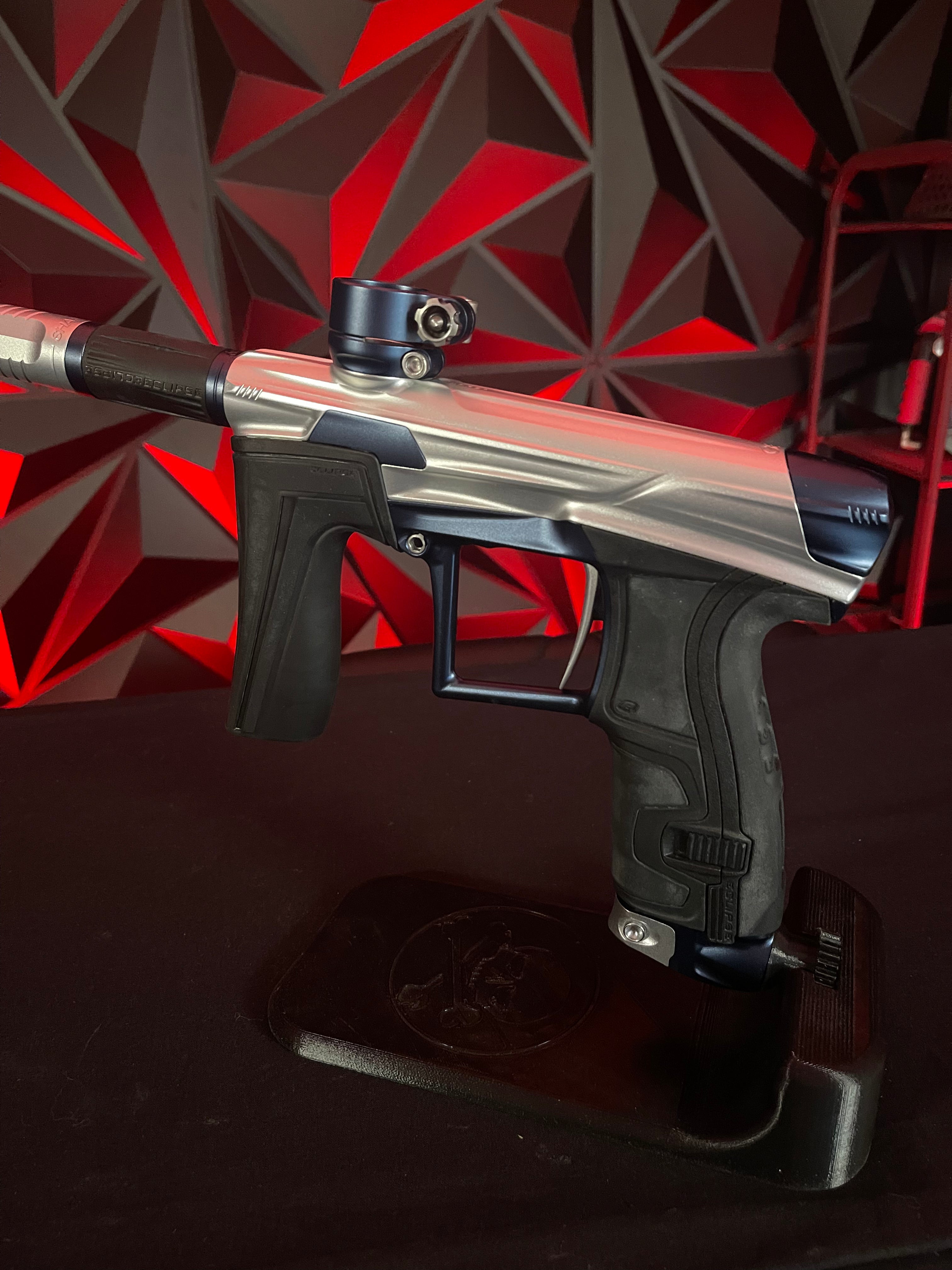 Used Eclipse Geo 4 Paintball Gun Moonstone w/ 2 FL Inserts