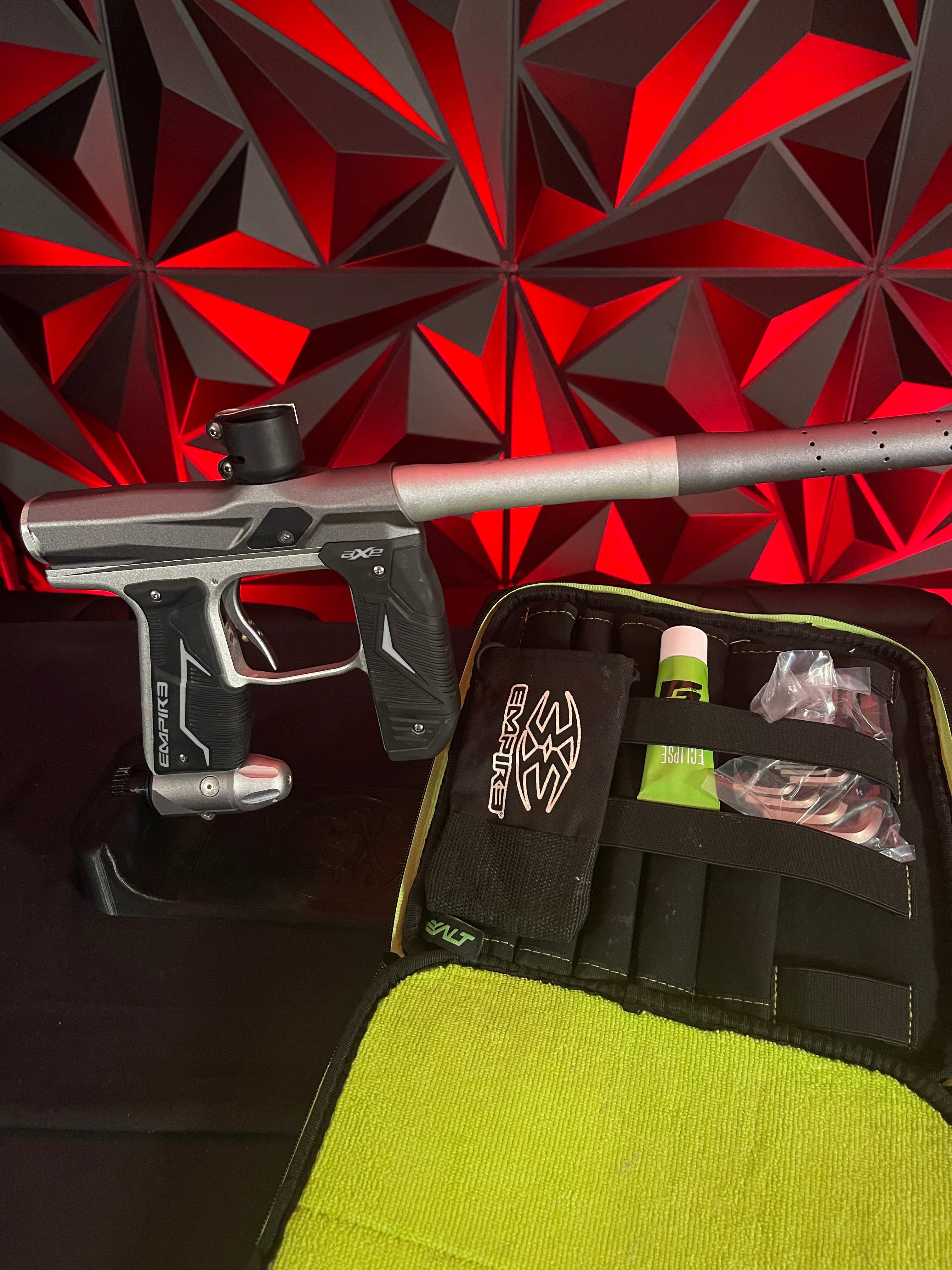 Used Empire Axe 2.0 Paintball Gun Grey / Silver Punishers Paintball