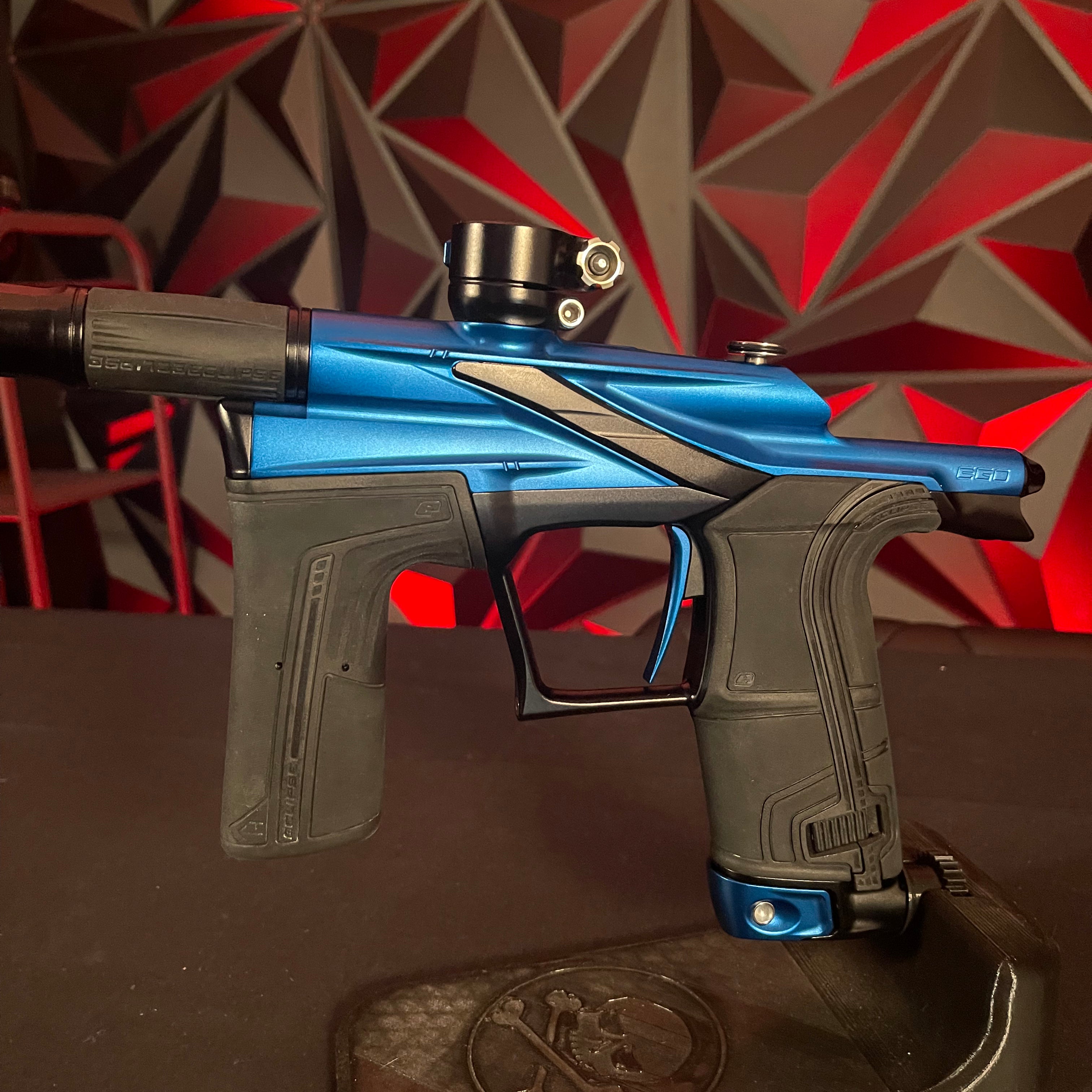 Used Planet Eclipse LV2 Paintball Gun - Blue/Black