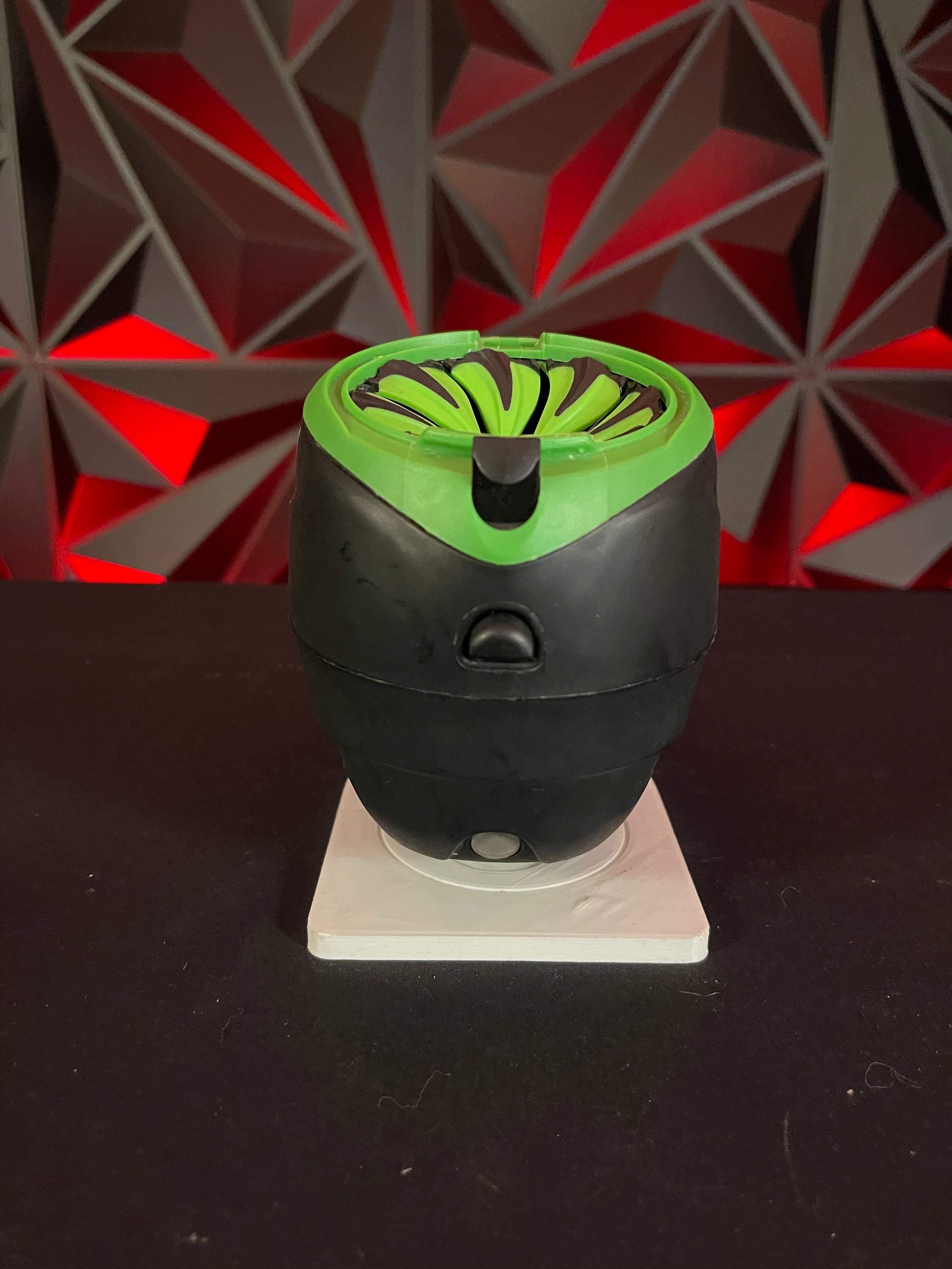 Used Dye LTR Paintball Loader Black/Blue w/ Speed Feed, Rain Lid