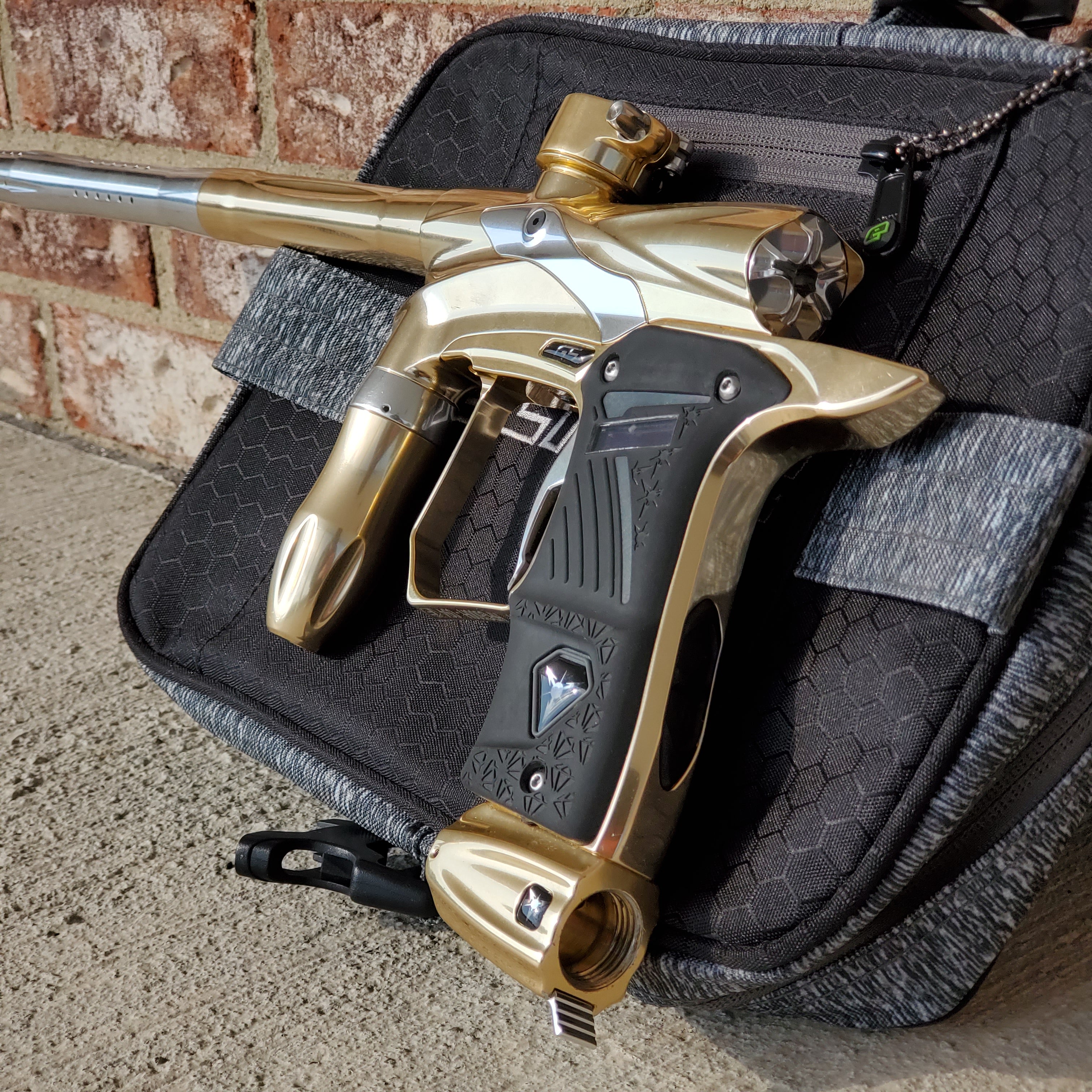 Used Dangerous Power G5 Paintball Gun - Gold / Silver