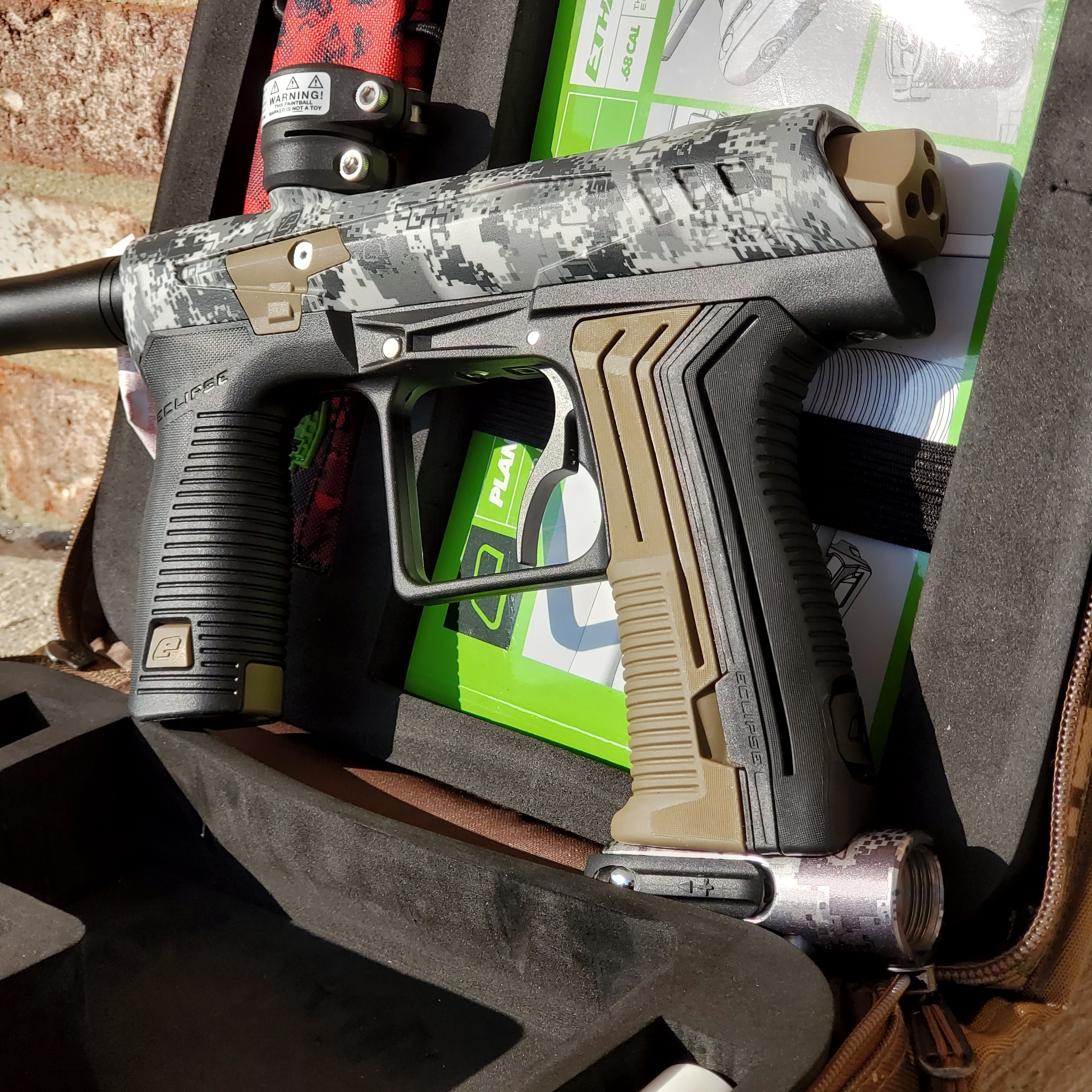 Used Etha 2 Paintball Marker - Urban Camo / Earth