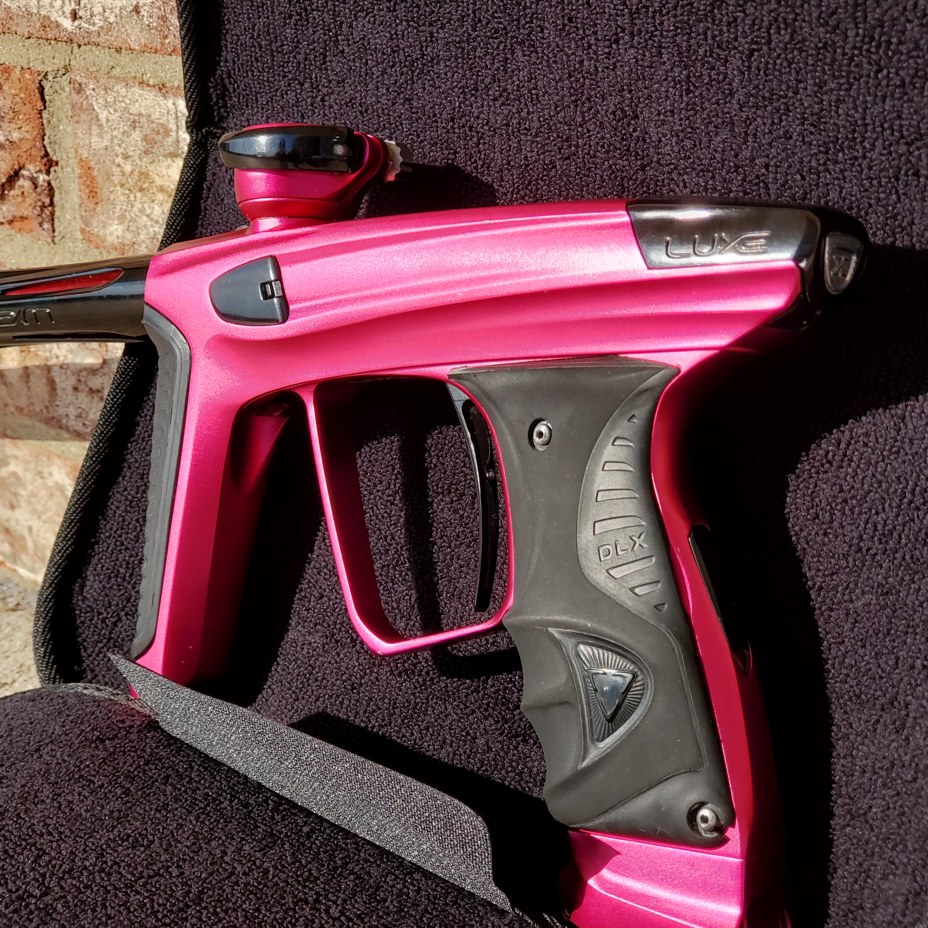 Used DLX Luxe X Paintball Gun - Dust Pink / Gloss Black