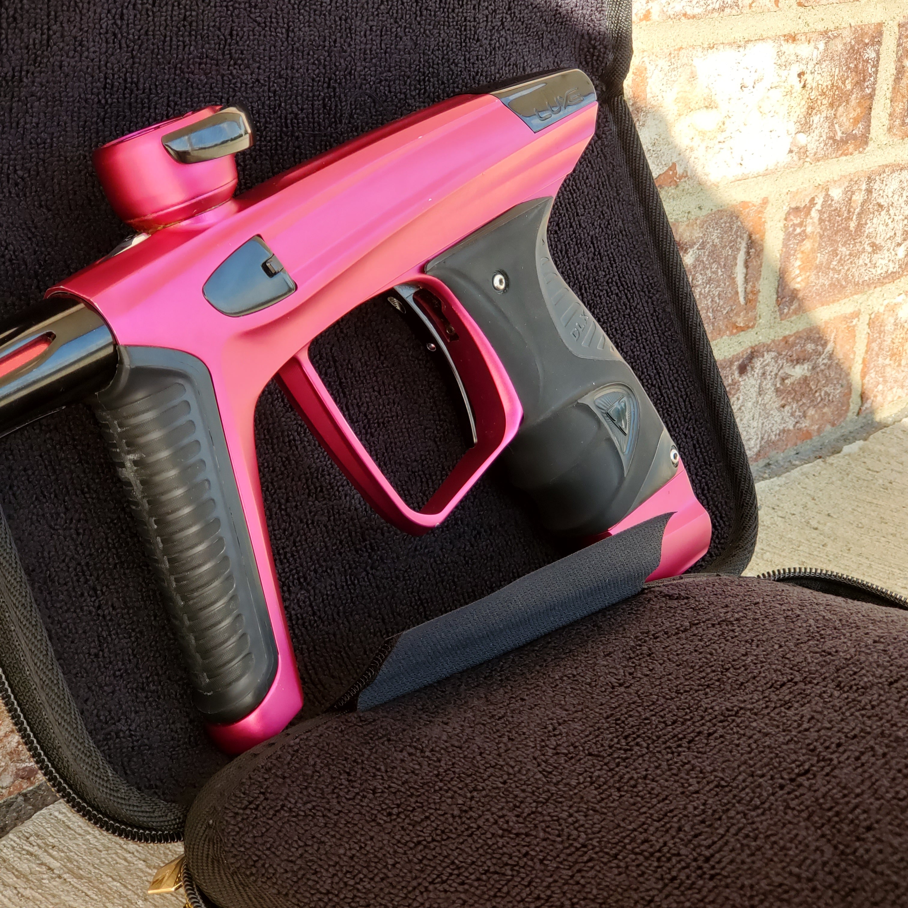 Used DLX Luxe X Paintball Gun - Dust Pink / Gloss Black