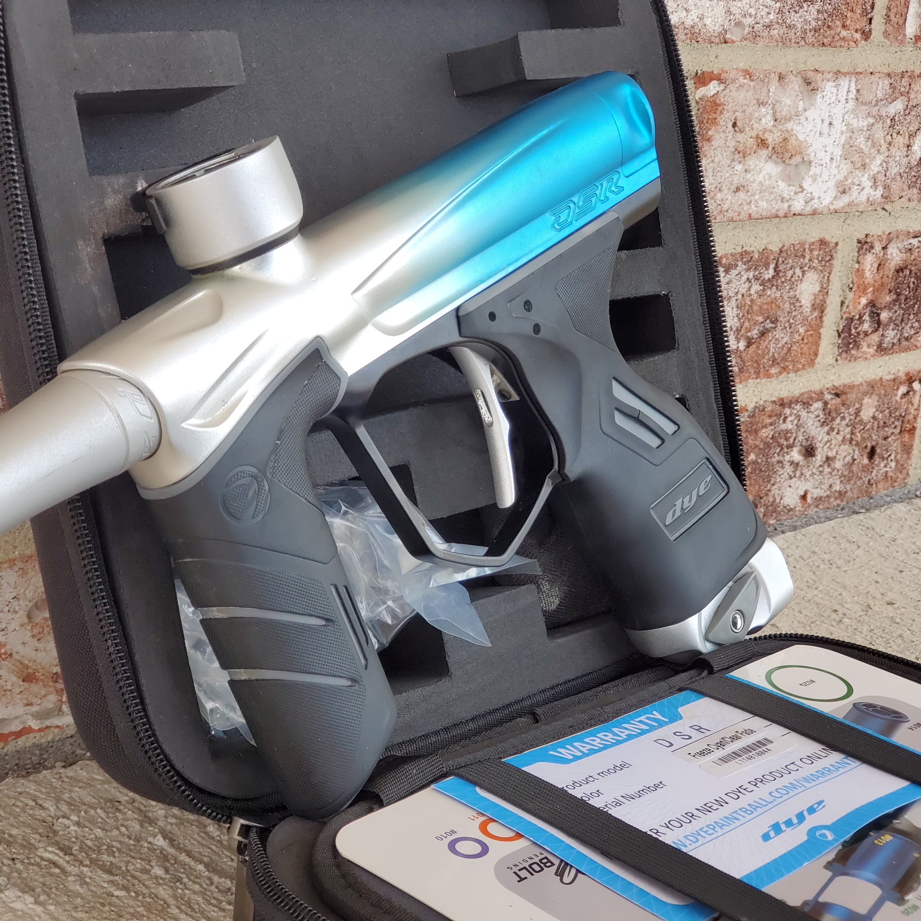 Used Dye DSR Paintball Gun - Freeze Fade