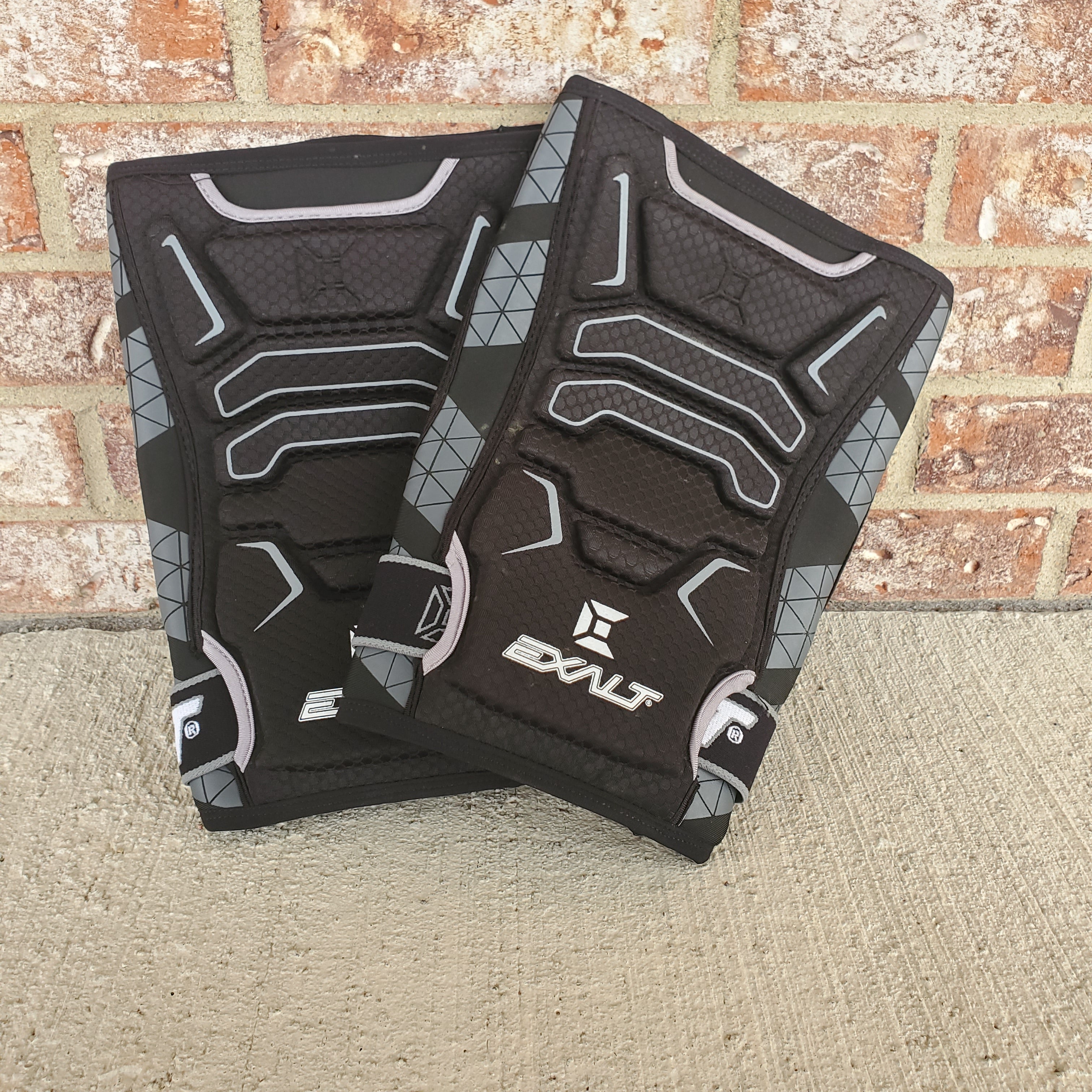 Used Exalt Freeflex Knee Pads - X-Large - Black