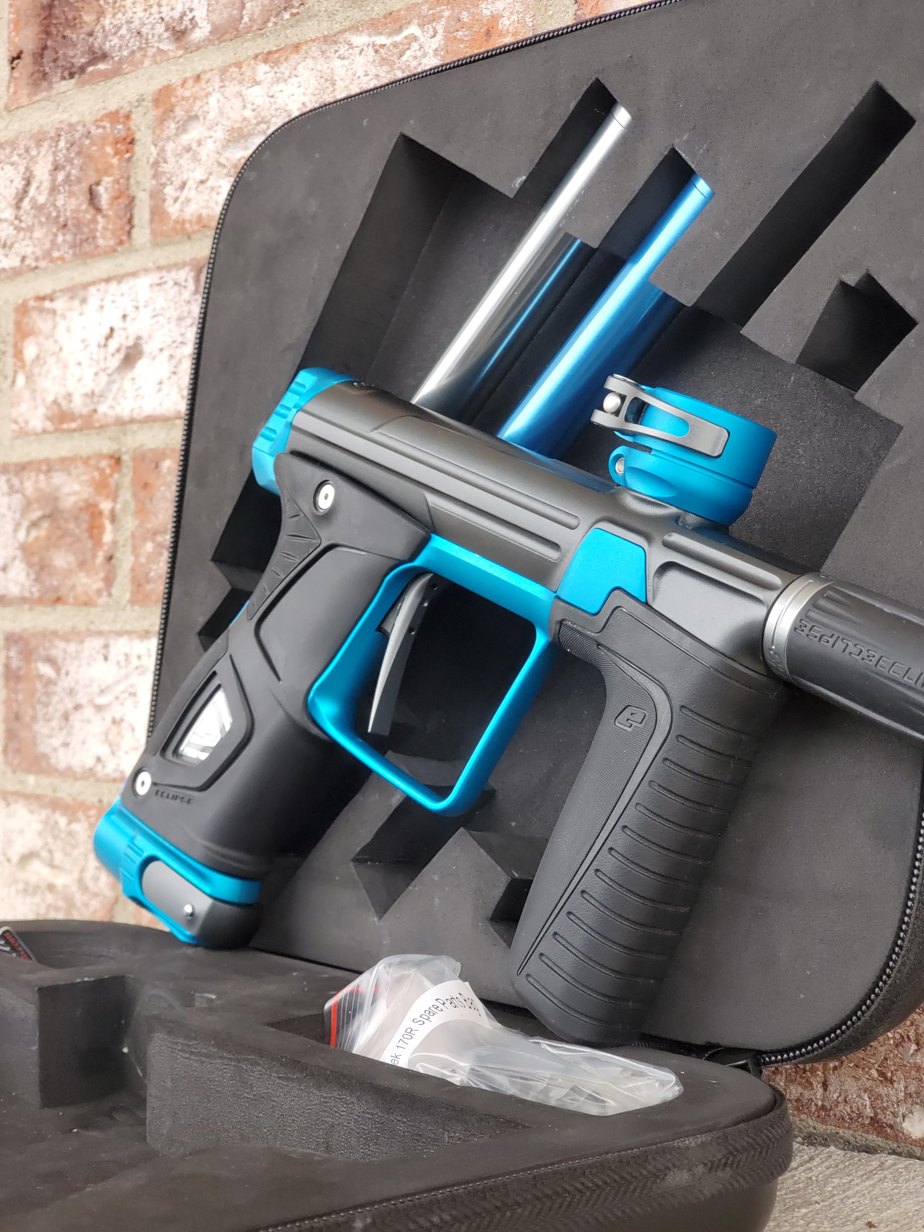 Used Planet Eclipse Gtek 170R Paintball Gun - Grey / Teal