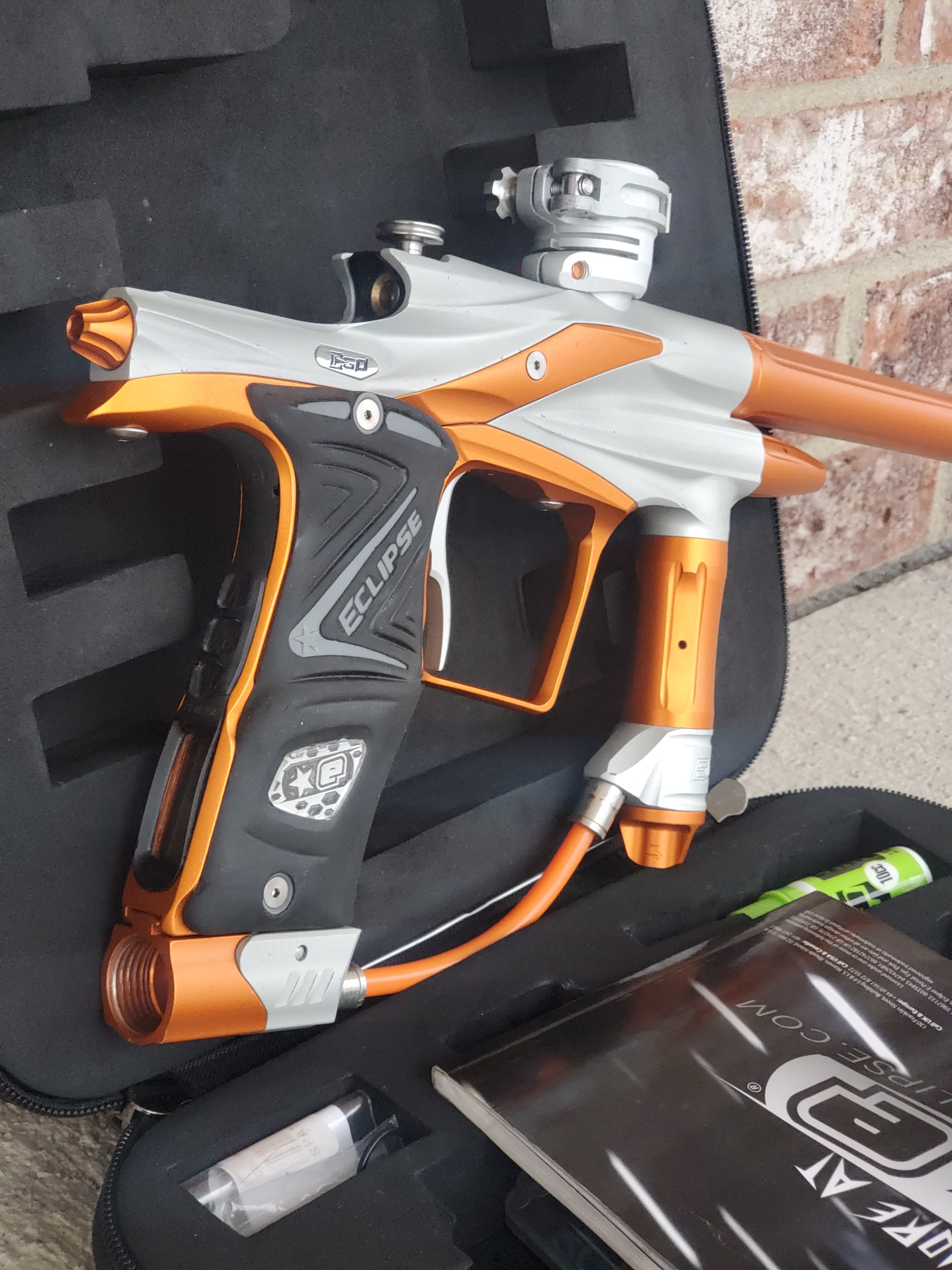 Used Planet Eclipse Ego 11 Paintball Marker- Dust White / Orange