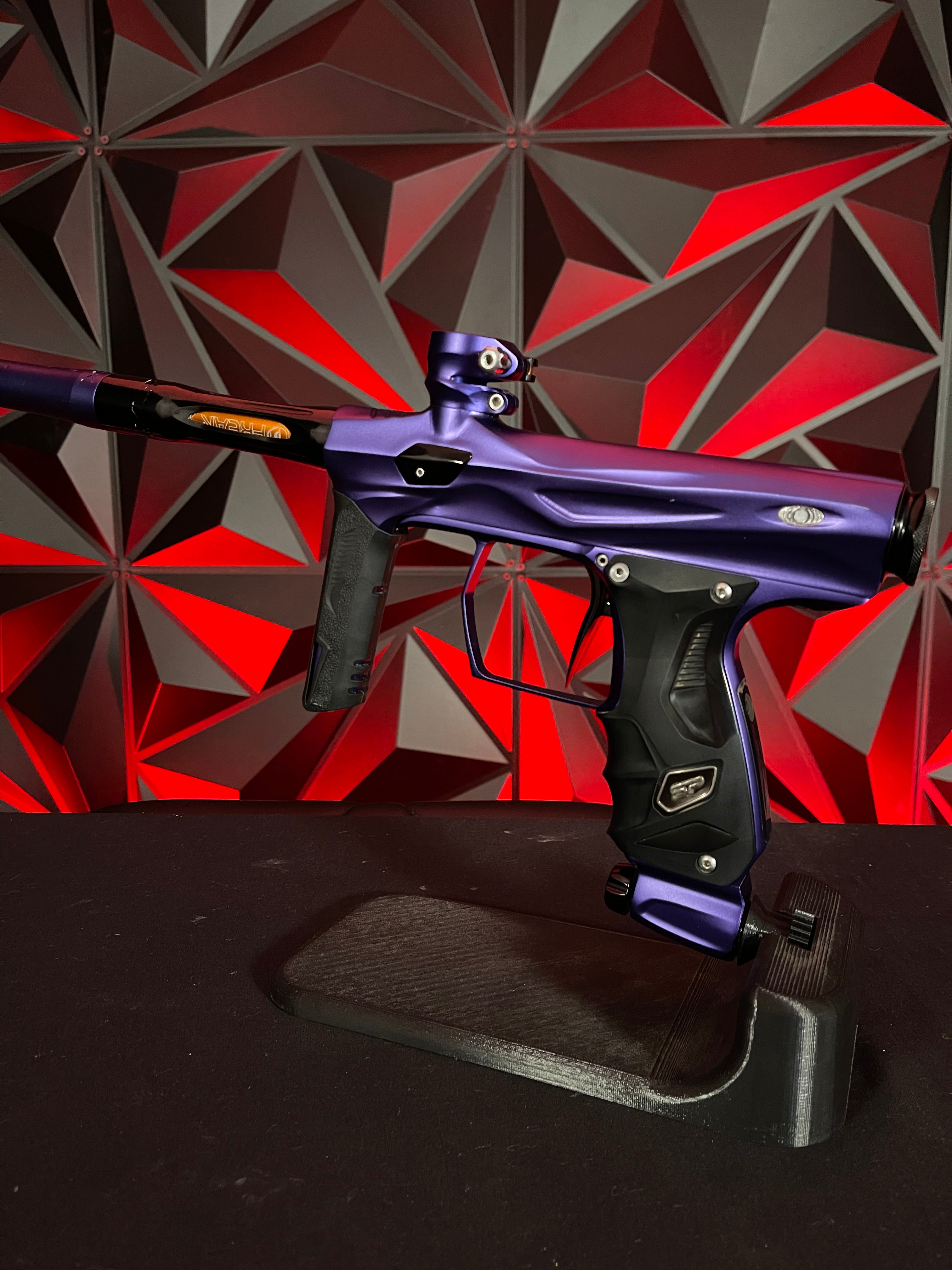 Used Shocker Amp Paintball Gun - Purple / Black