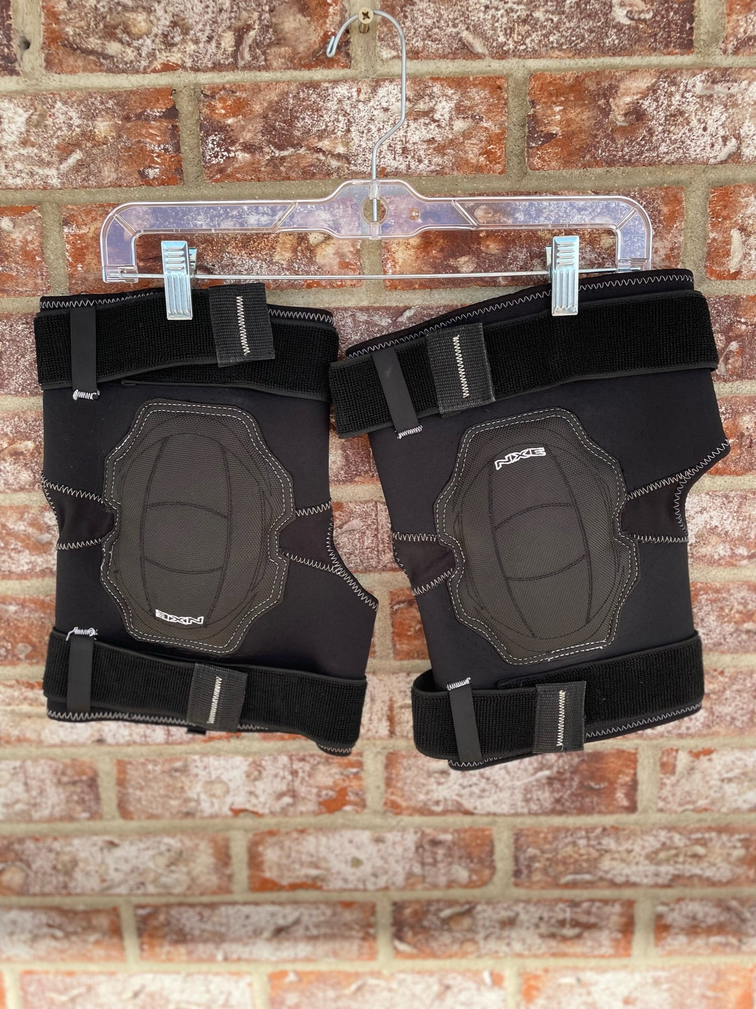 Used NXE Knee Pads - Large - Black