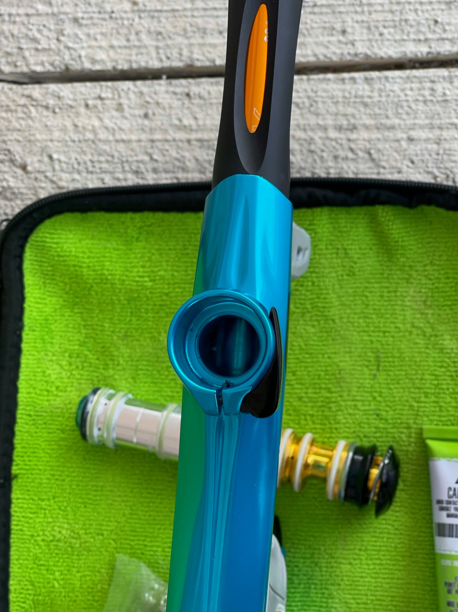 Used Shocker RSX Paintball Gun Gloss Teal Punishers Paintball