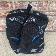 Used Virtue Breakout Knee Pads - Large
