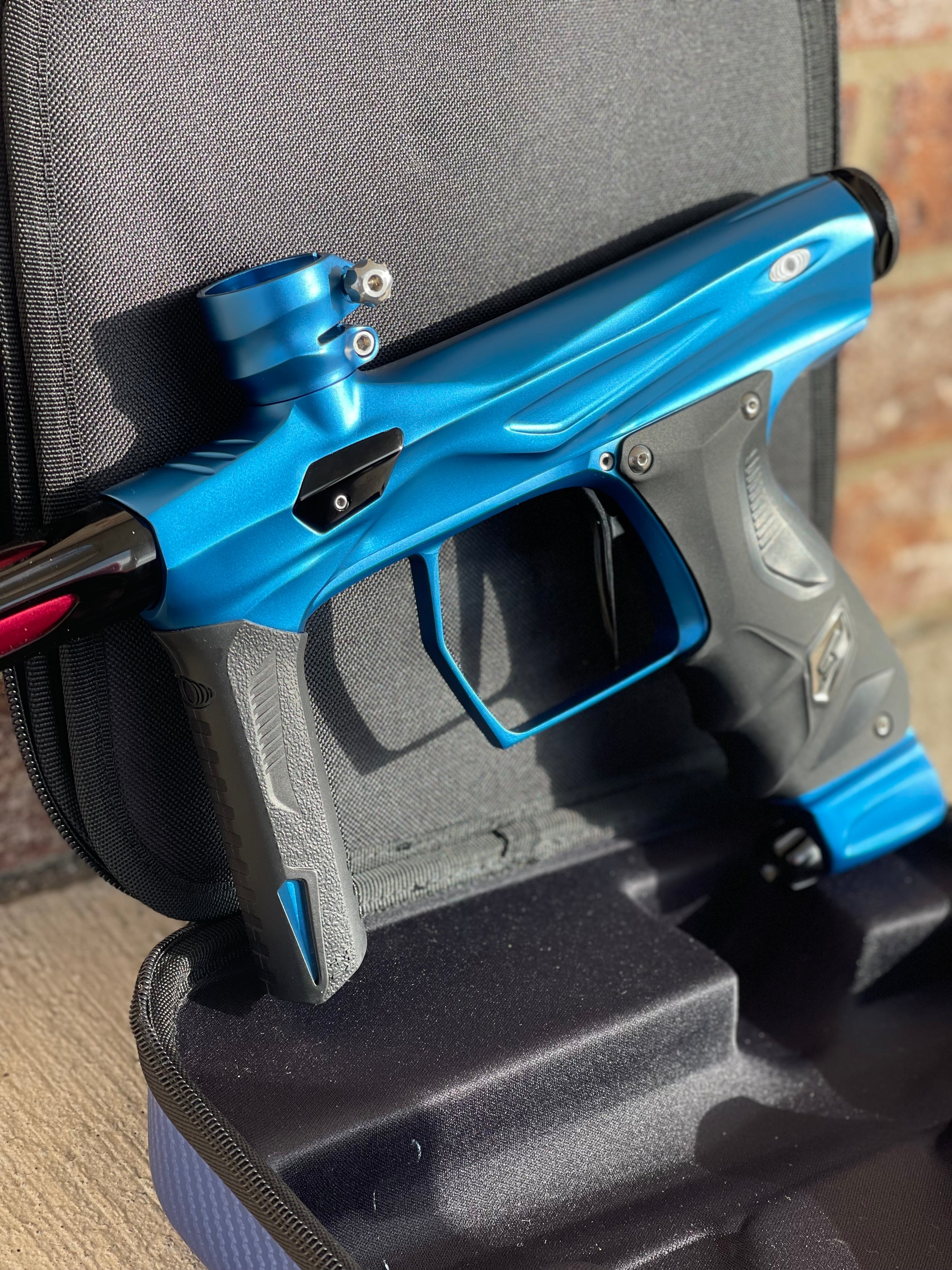 Used Shocker Amp Paintball Gun - Dust Blue