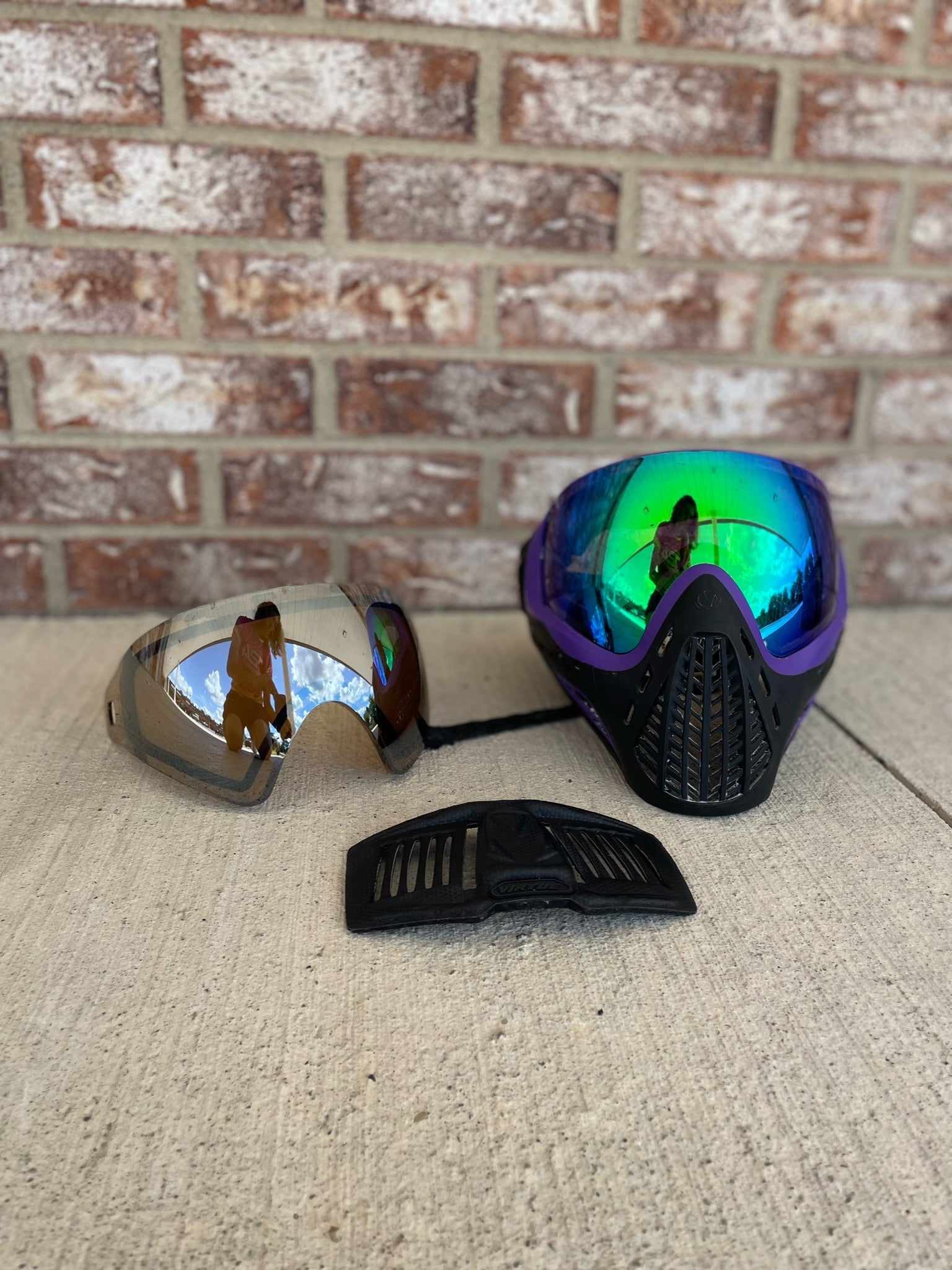 Used Virtue Vio Ascend Paintball Mask - Black/Purple w/ 2 Lenses