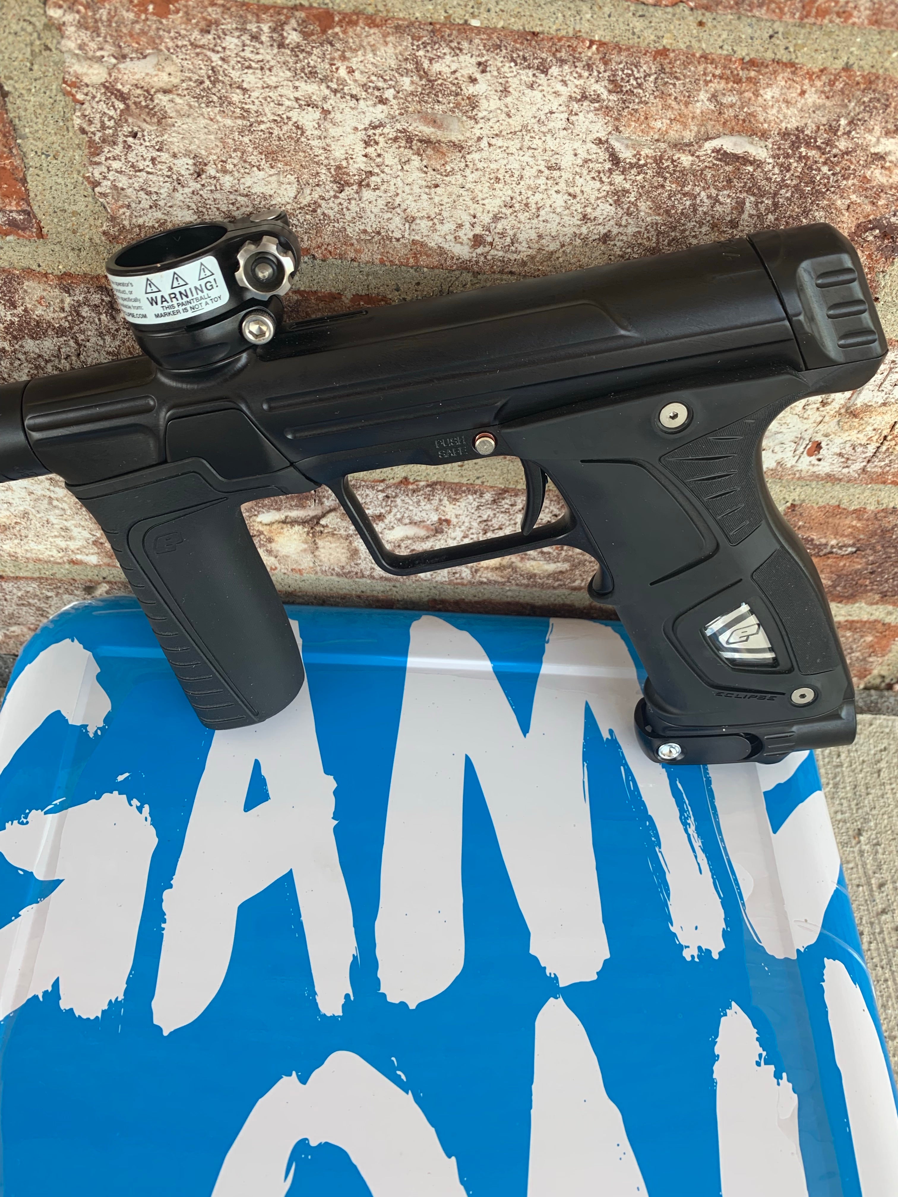 Used Planet Eclipse M170r Paintball Marker- Black