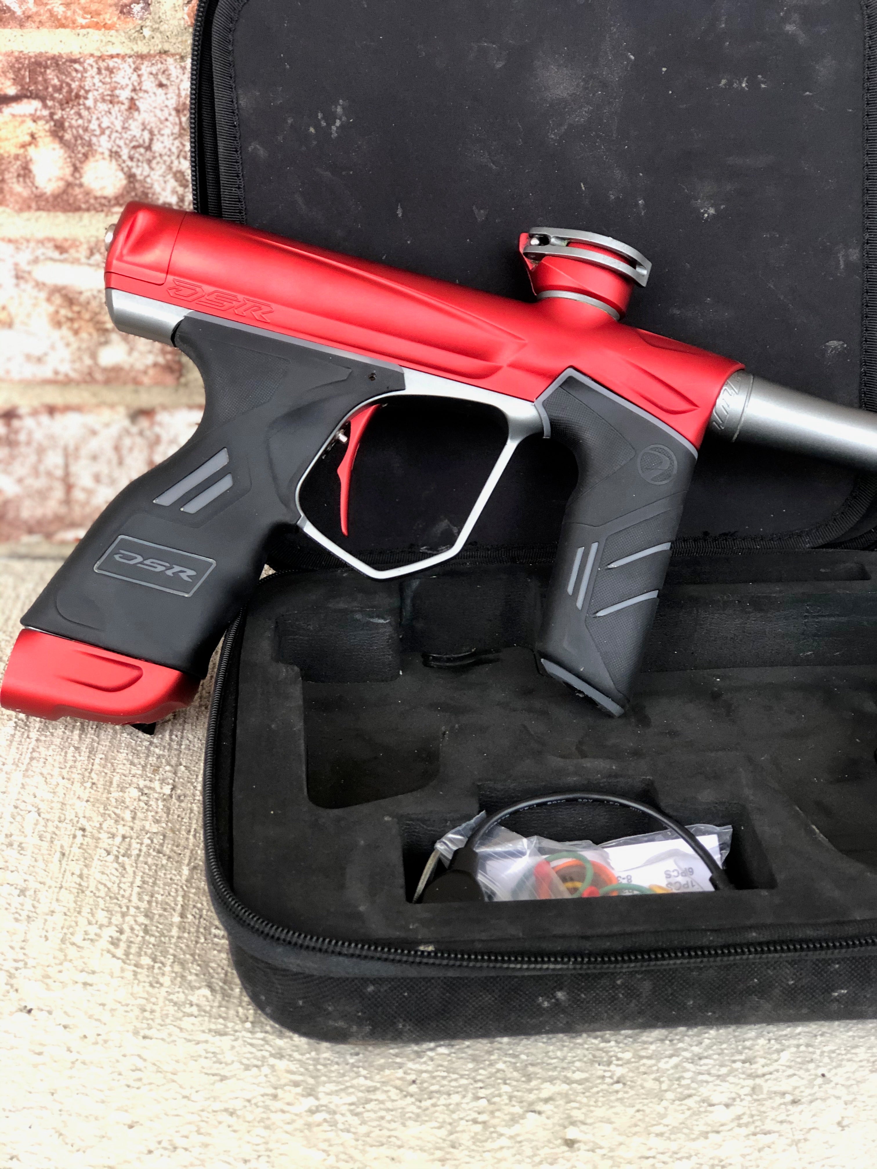 Used Dye DSR Paintball Gun - Blaze Red